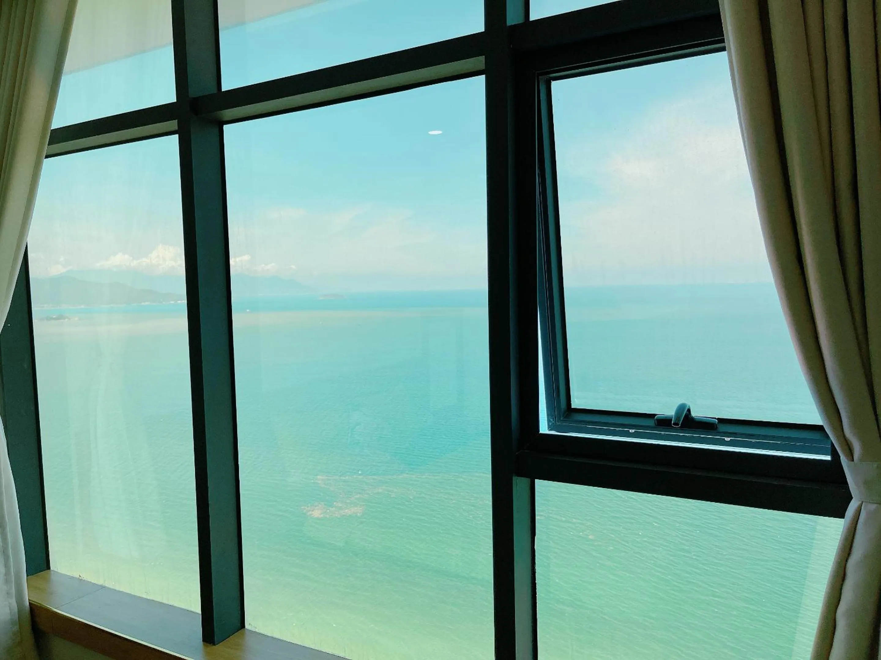 Pearl Nha Trang Beach Apartment