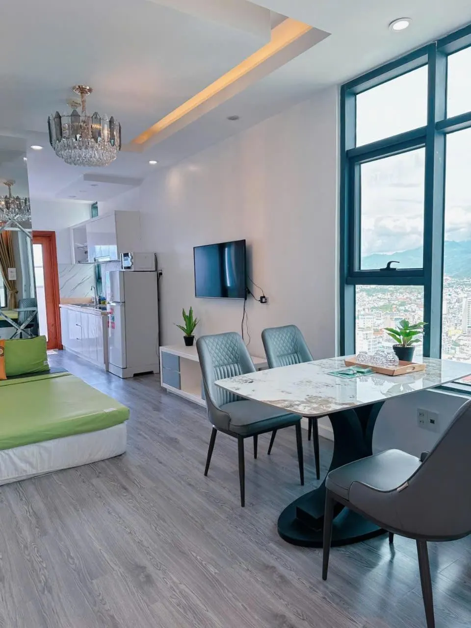 Pearl Nha Trang Beach Apartment