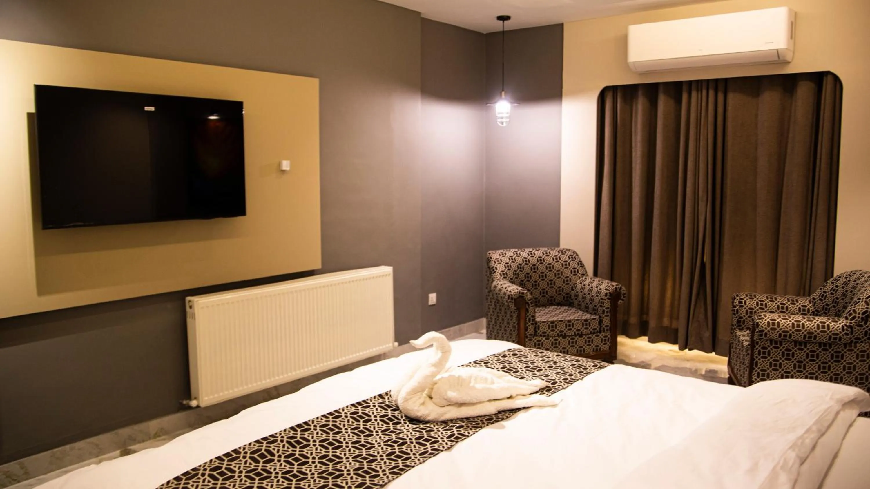 Bed in Metropole Hotel