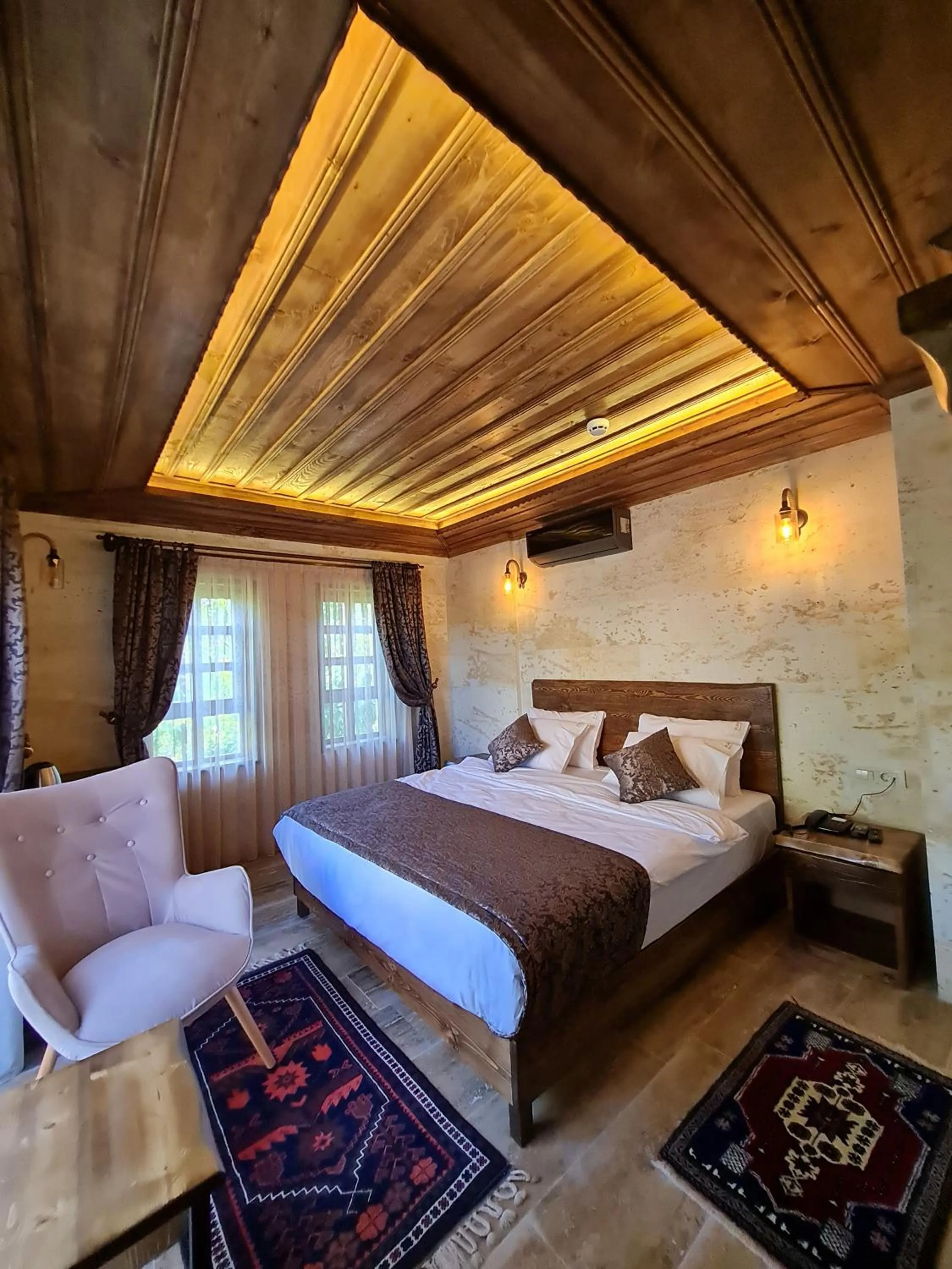 Photo of the whole room, Bed in Flavia Cappadocia Hotel