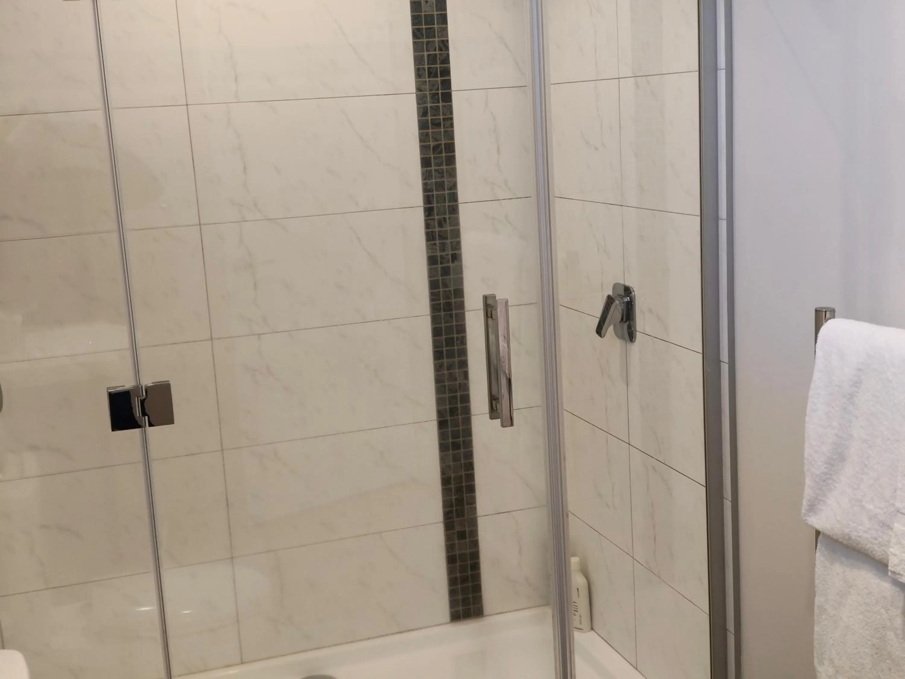 Shower in Braxmere Lodge