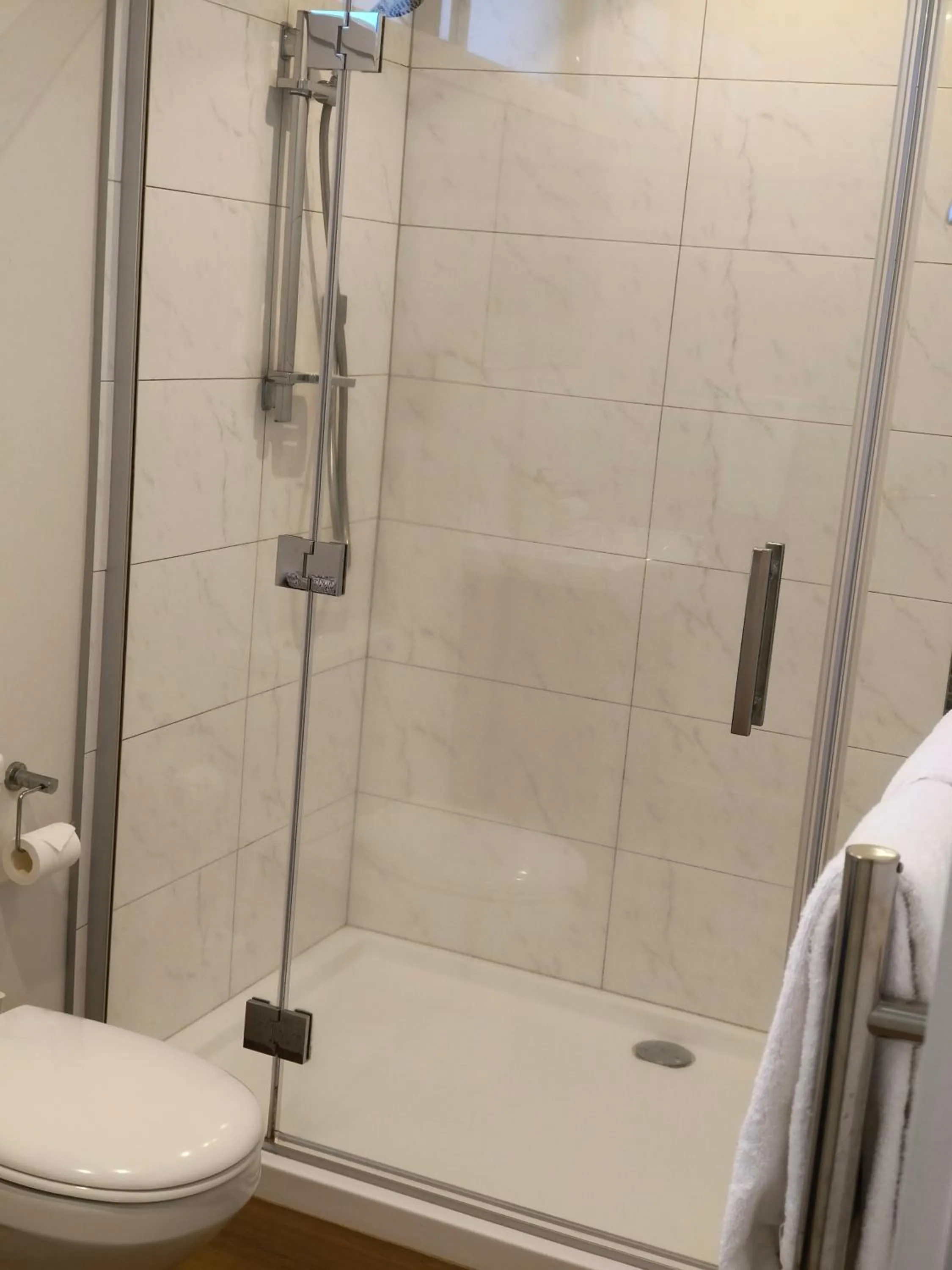 Shower in Braxmere Lodge