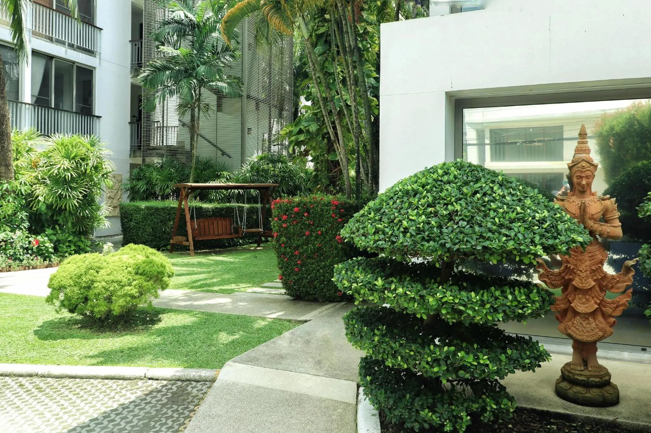 Garden in Casuarina Shores Apartment - SHA Plus