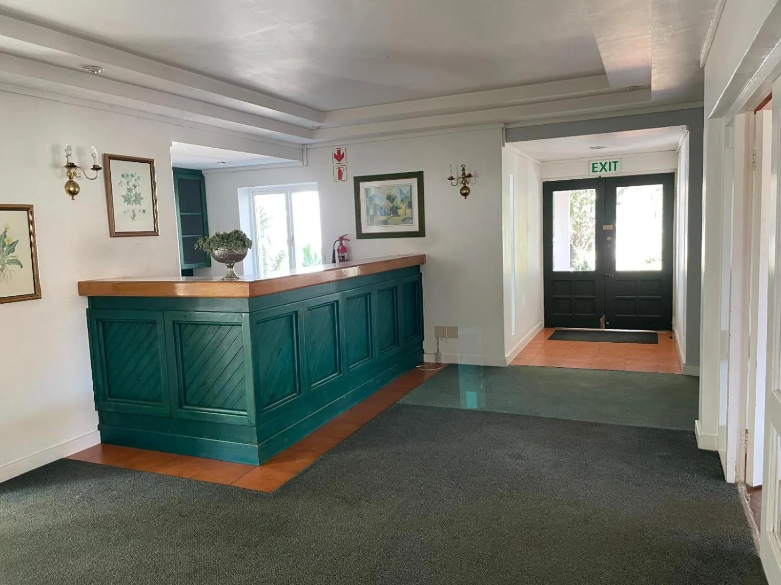 Facade/entrance in Samoa Hotel