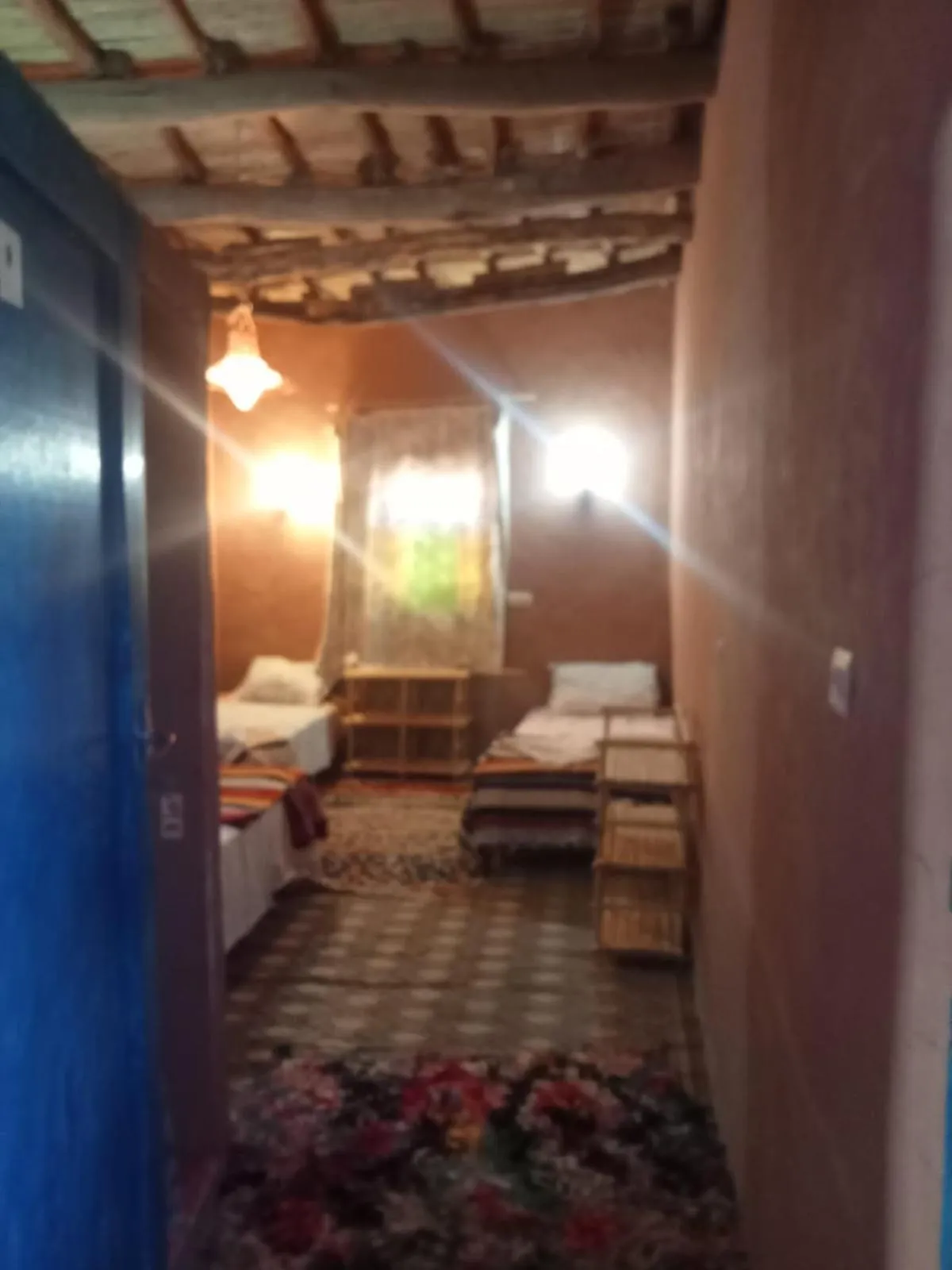 Bedroom, Bed in auberge restau tombouctou