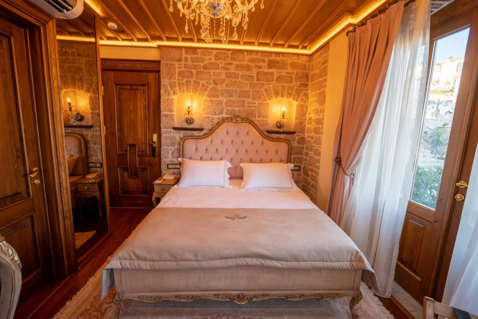 Bed in CUNDA BARADİEL Hotel