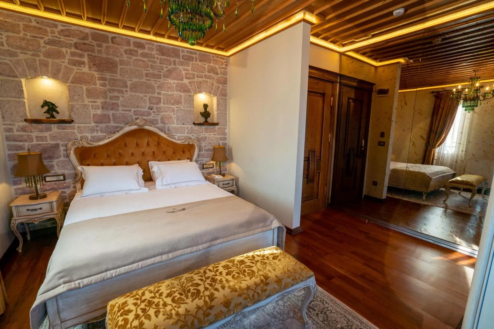 Bed in CUNDA BARADİEL Hotel