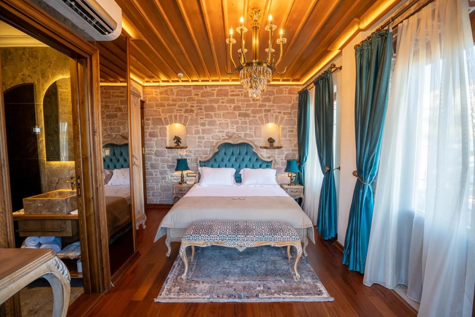 Bed in CUNDA BARADİEL Hotel