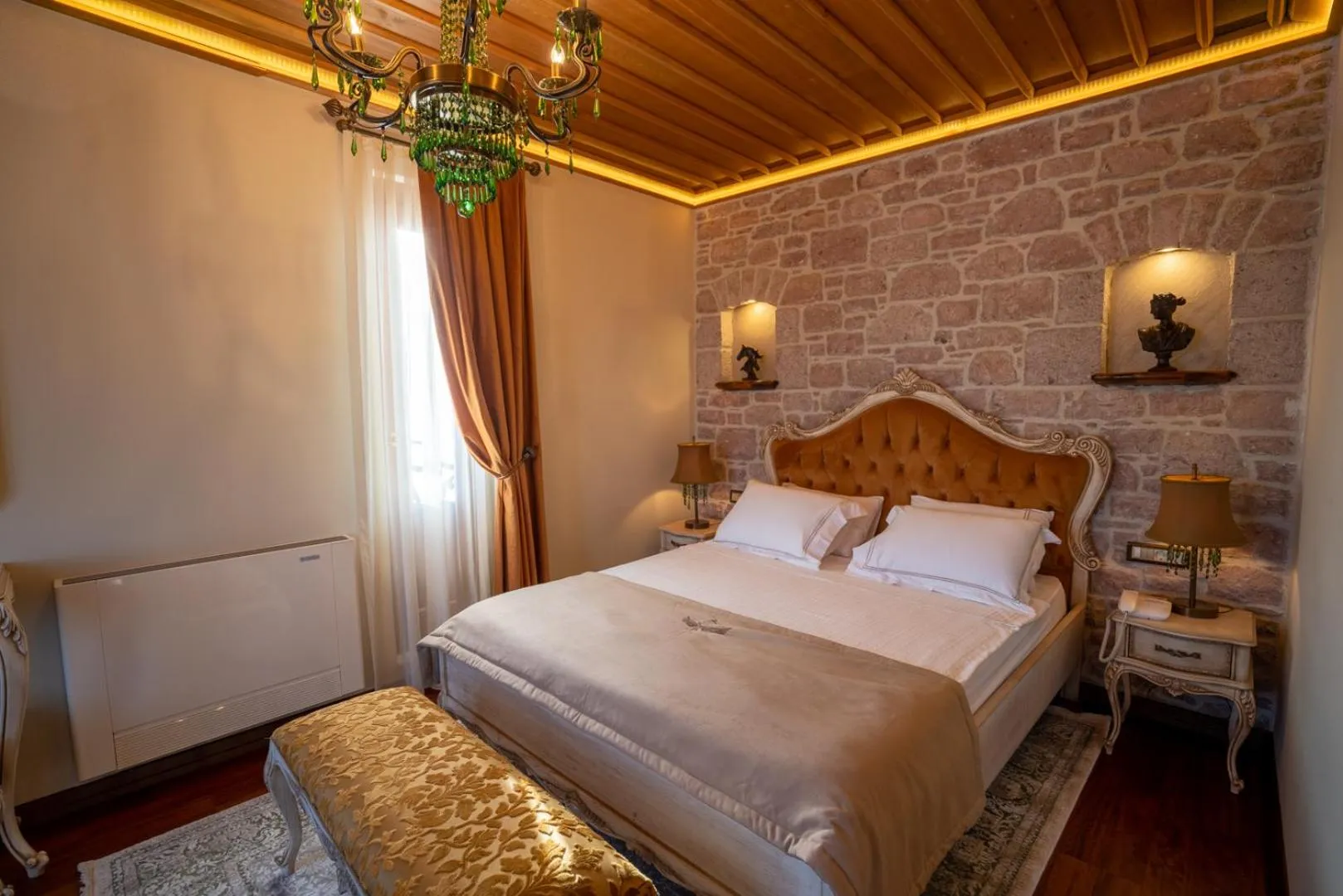 Bed in CUNDA BARADİEL Hotel