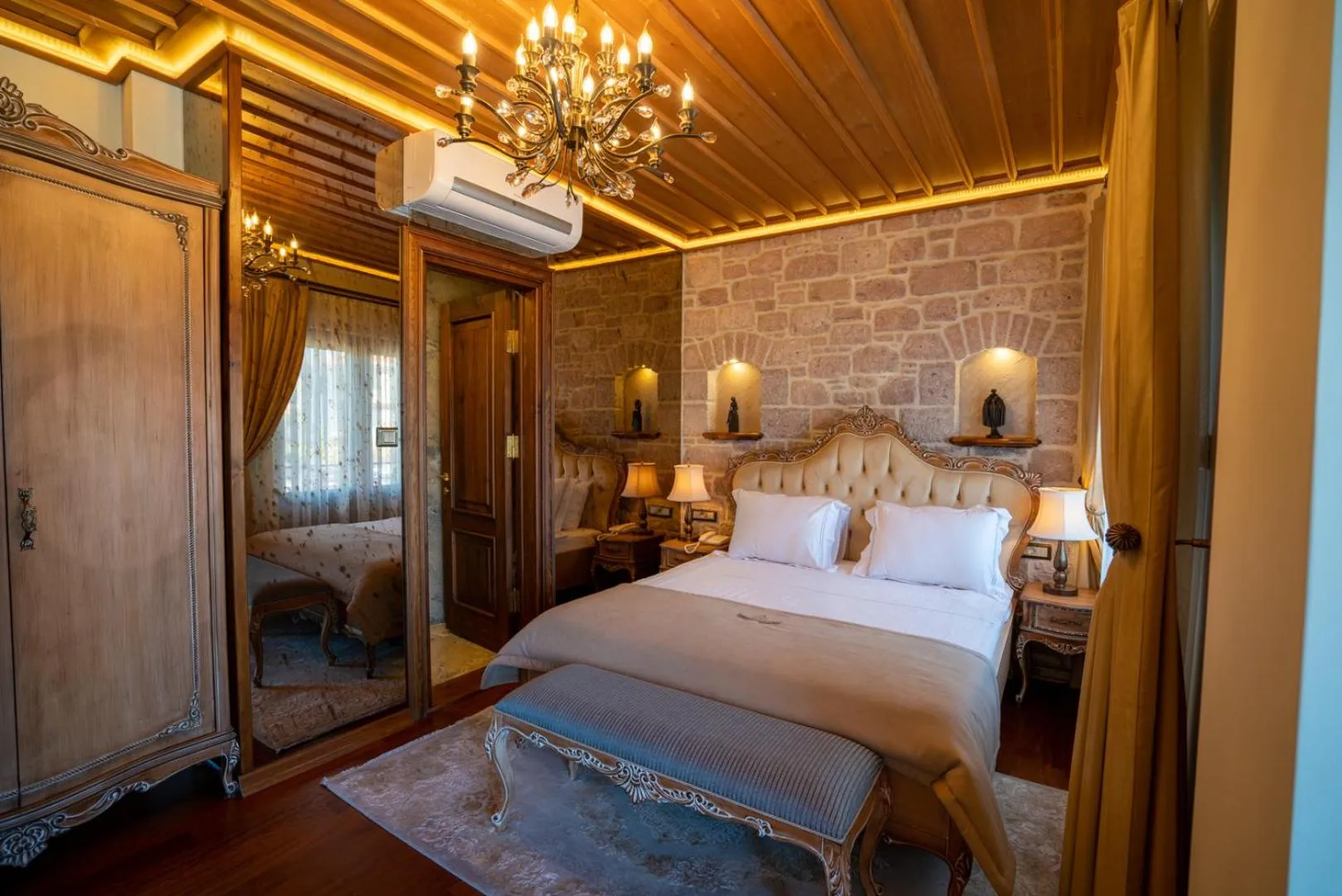 Bed in CUNDA BARADİEL Hotel