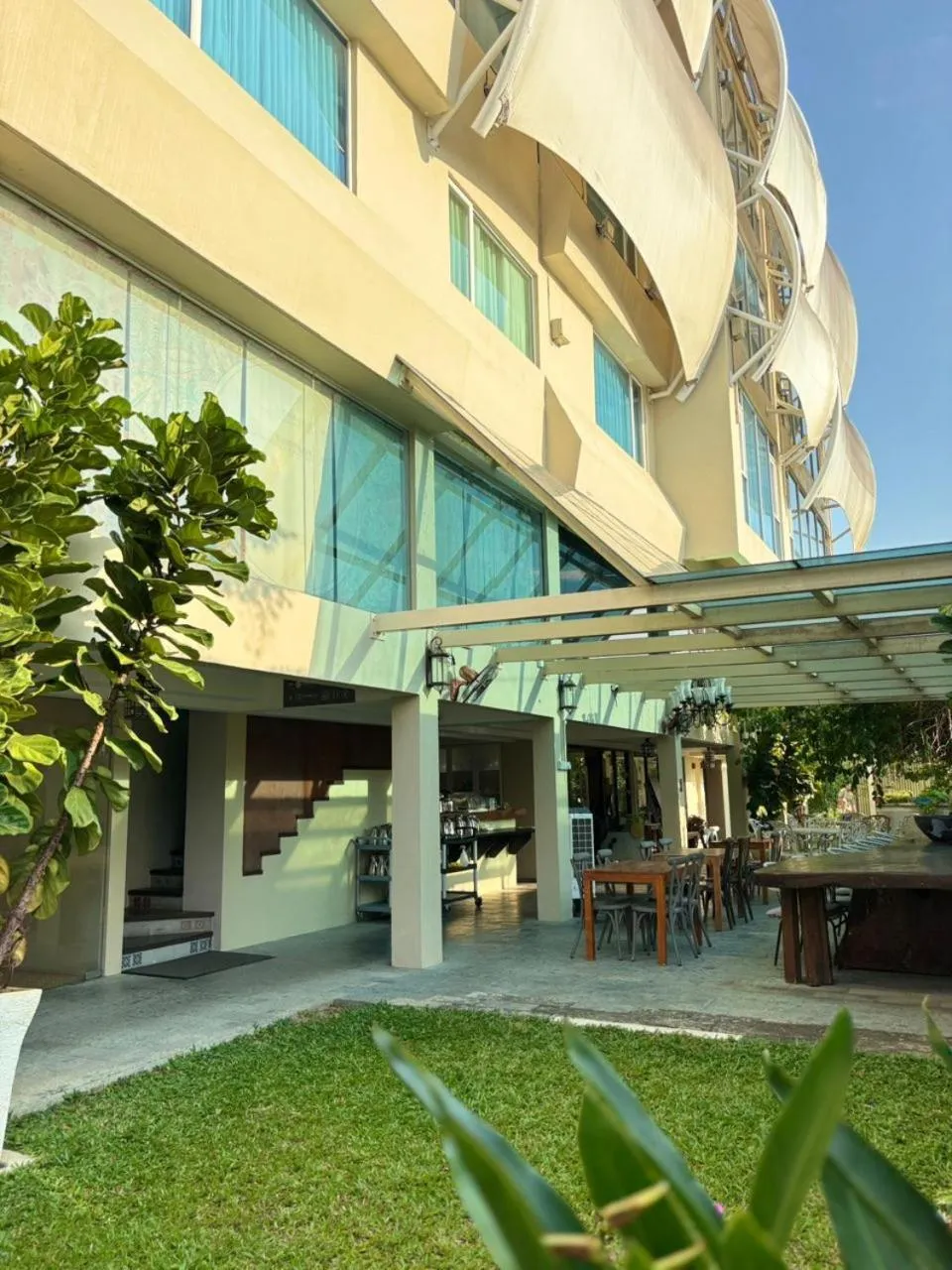 Property building in Sojourn Spa Hotel Melaka