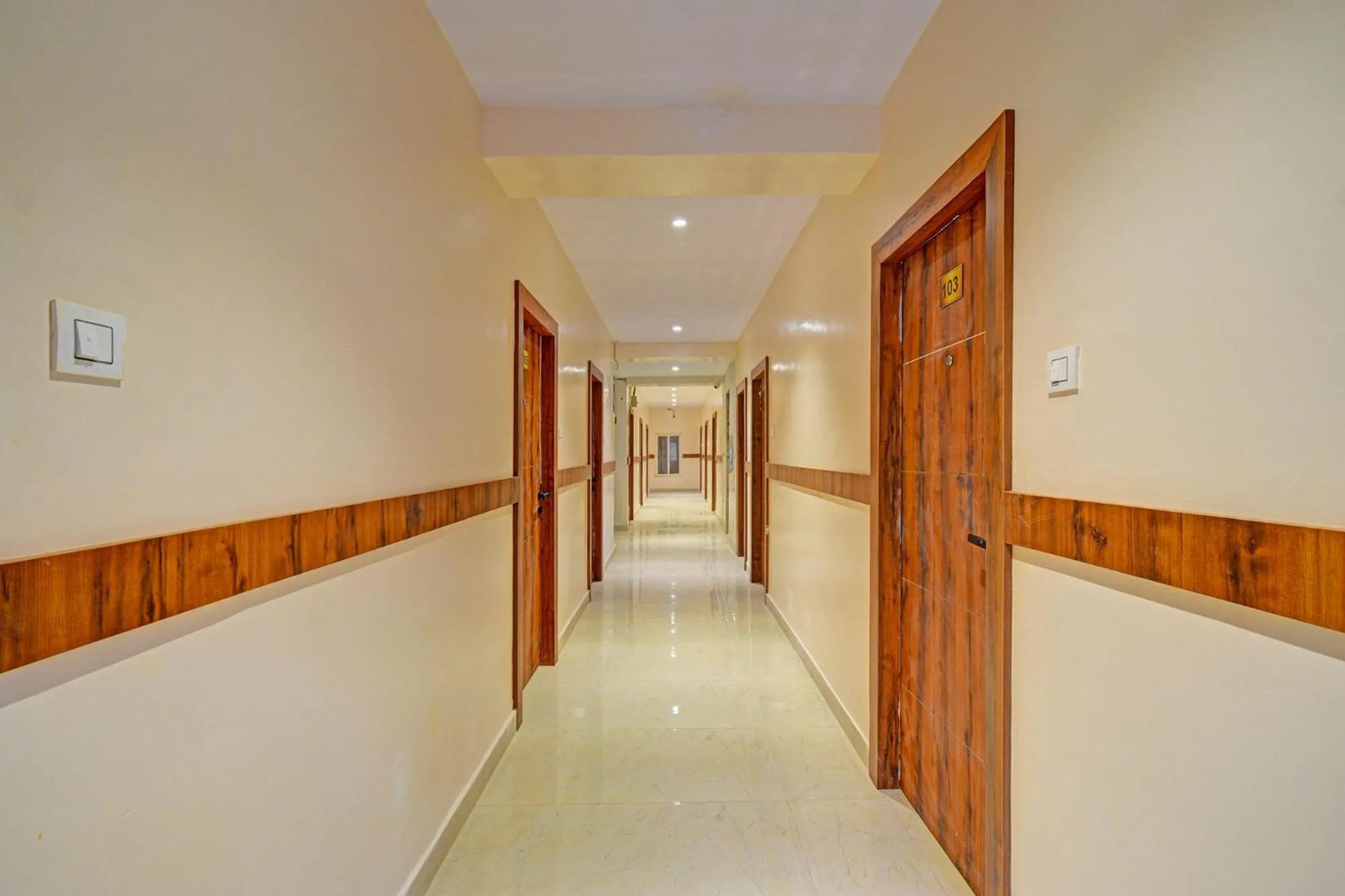Lobby or reception in FabHotel S Continental