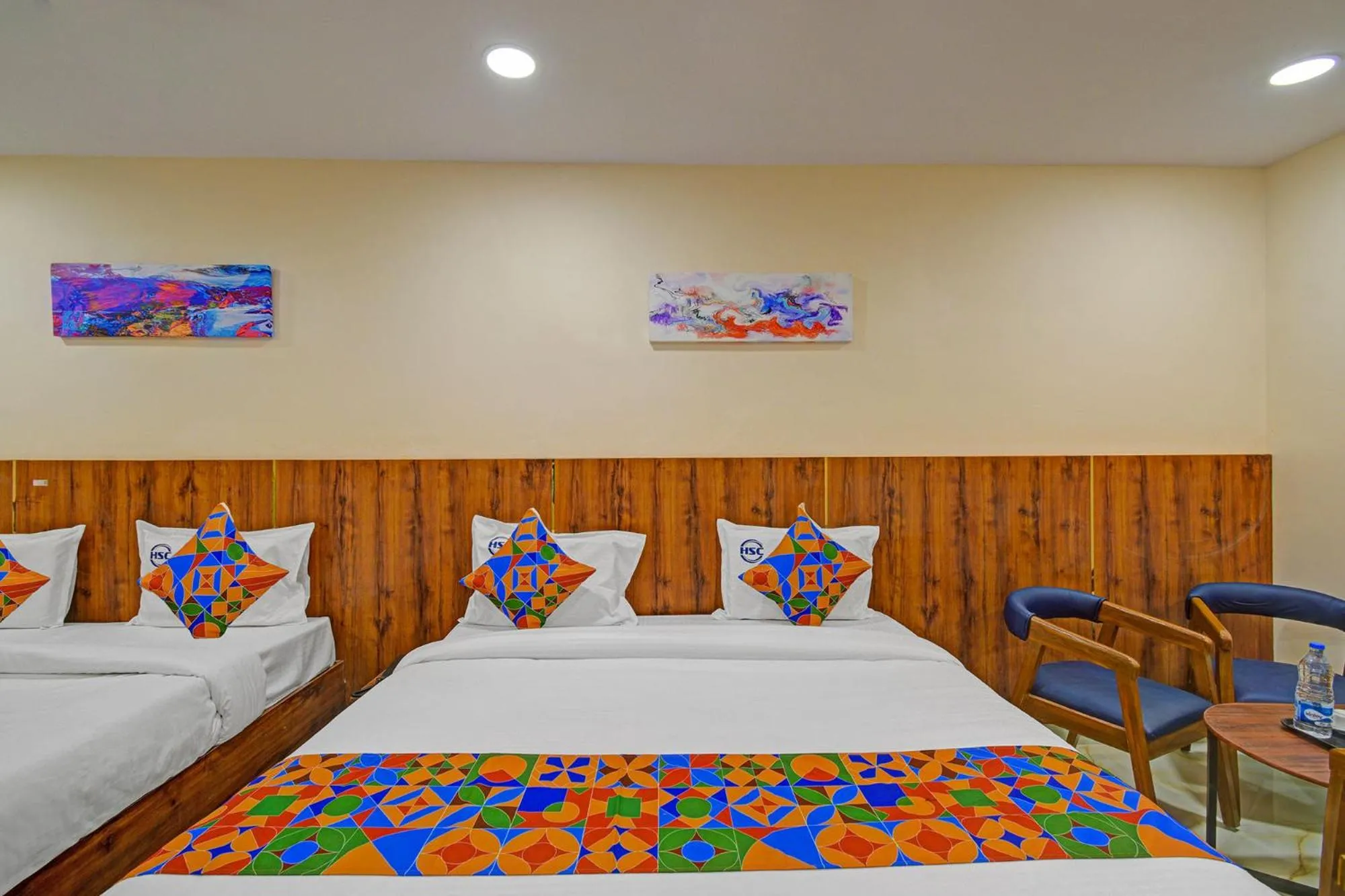 Bed in FabHotel S Continental