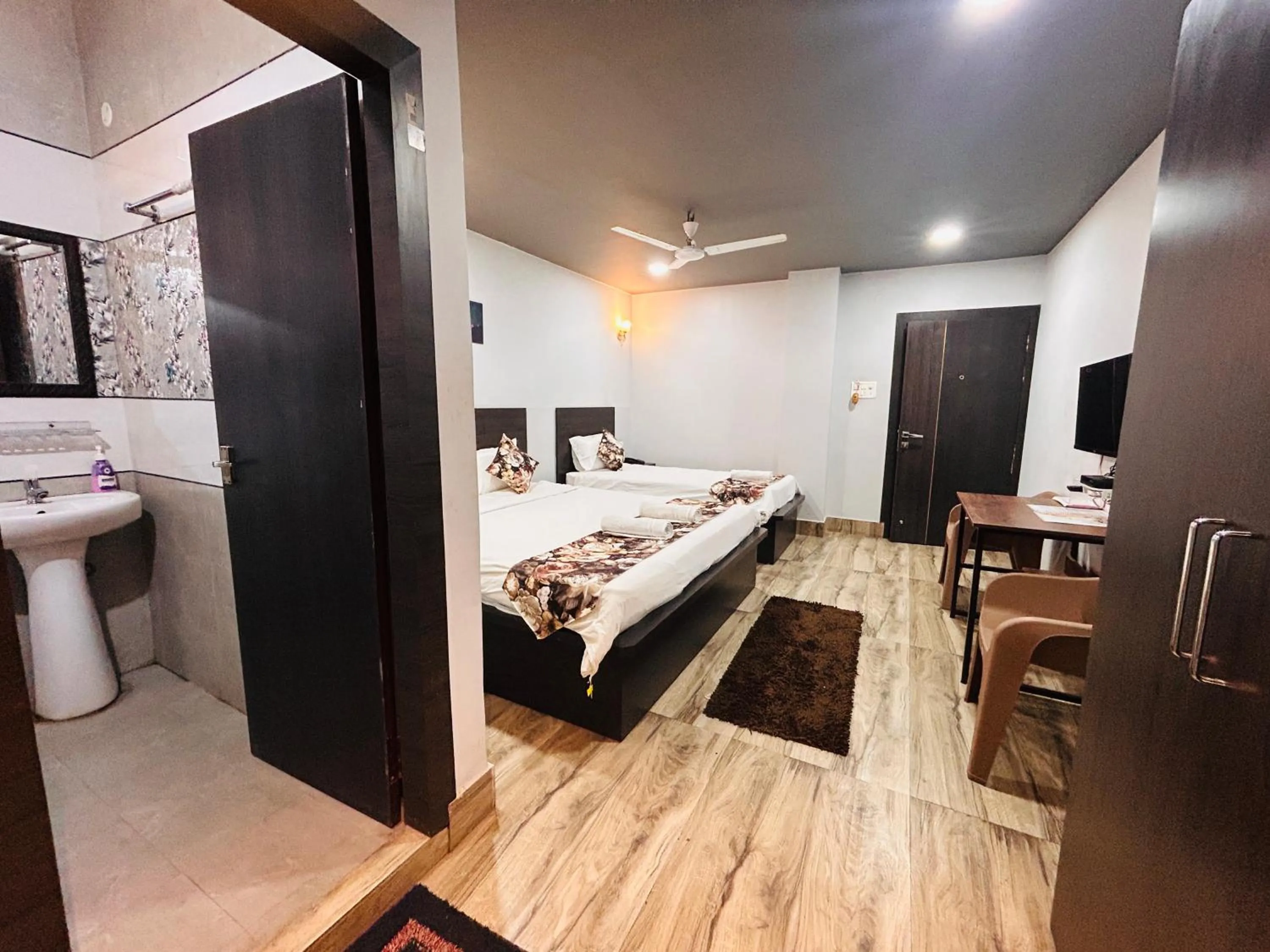 Bedroom, Bed in JD Grand Inn