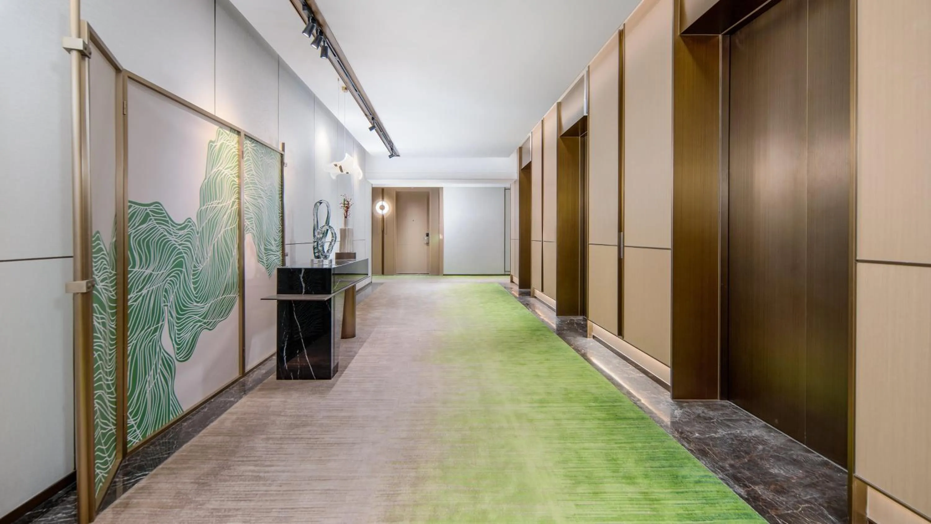 Lobby or reception in Holiday Inn Changsha Malanshan by IHG