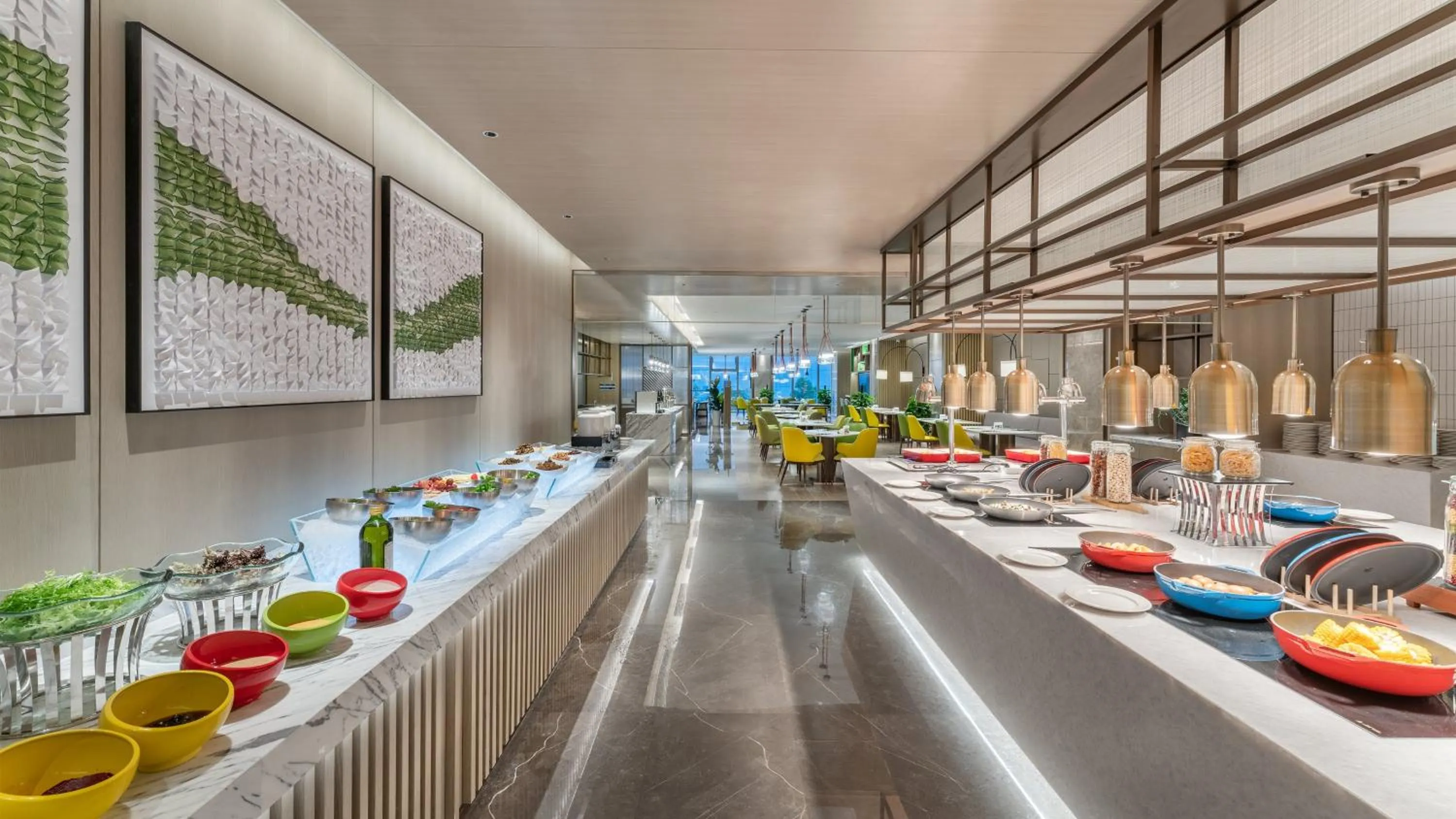 Restaurant/places to eat in Holiday Inn Changsha Malanshan by IHG