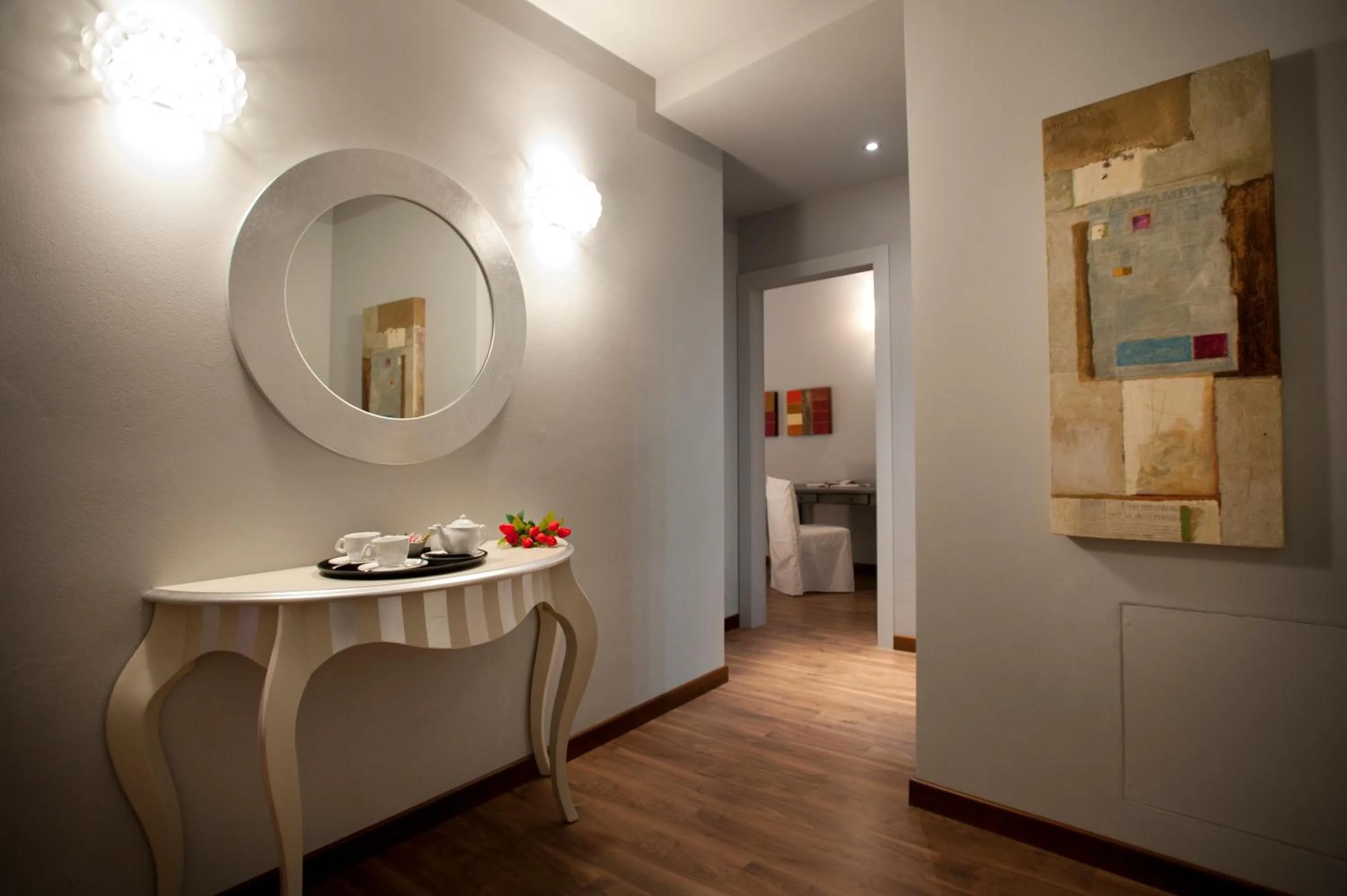 Decorative detail in Vinoteca La Sacrestia