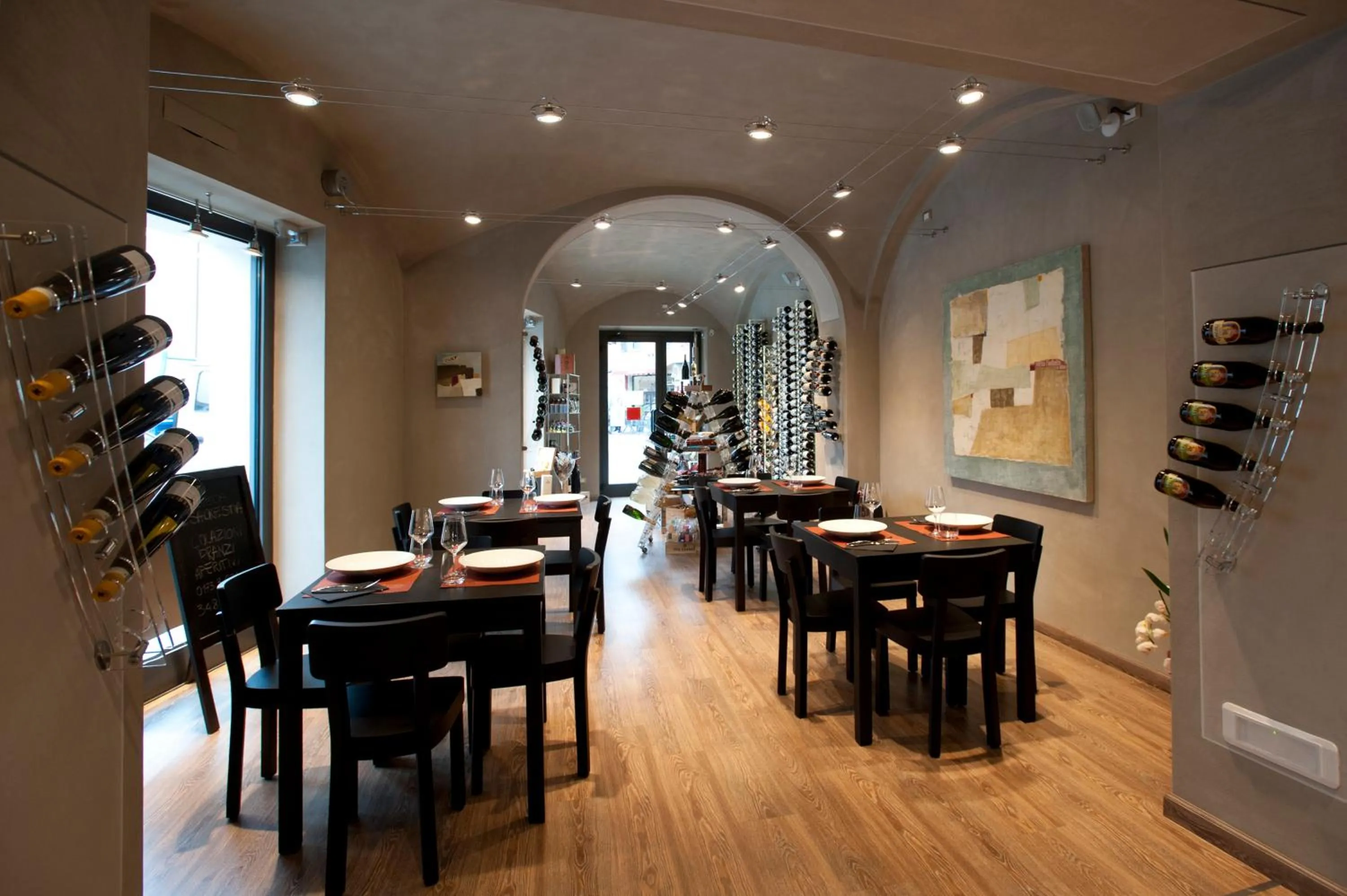 Lounge or bar in Vinoteca La Sacrestia