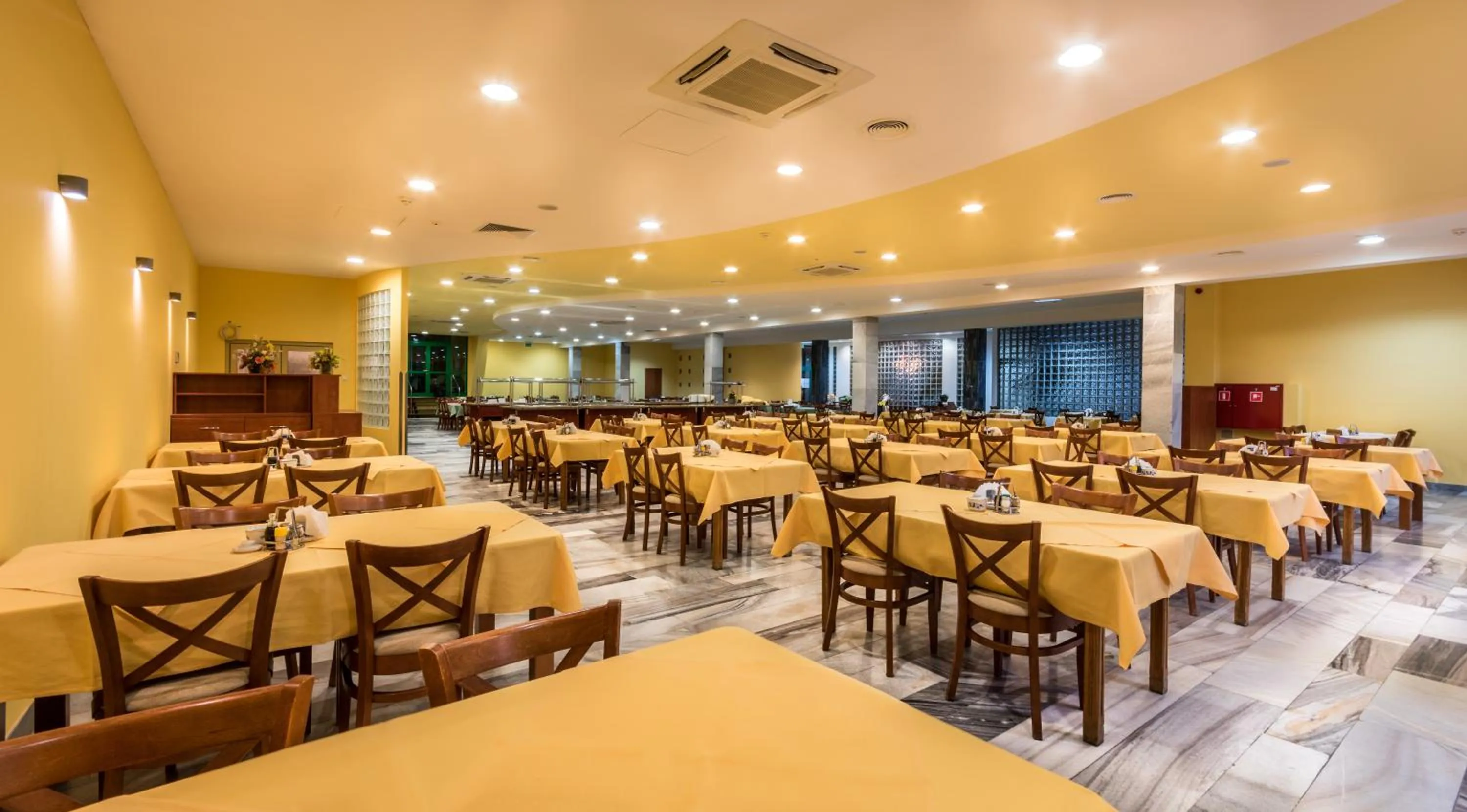 Restaurant/places to eat in Interferie Chalkozyn w Kołobrzegu