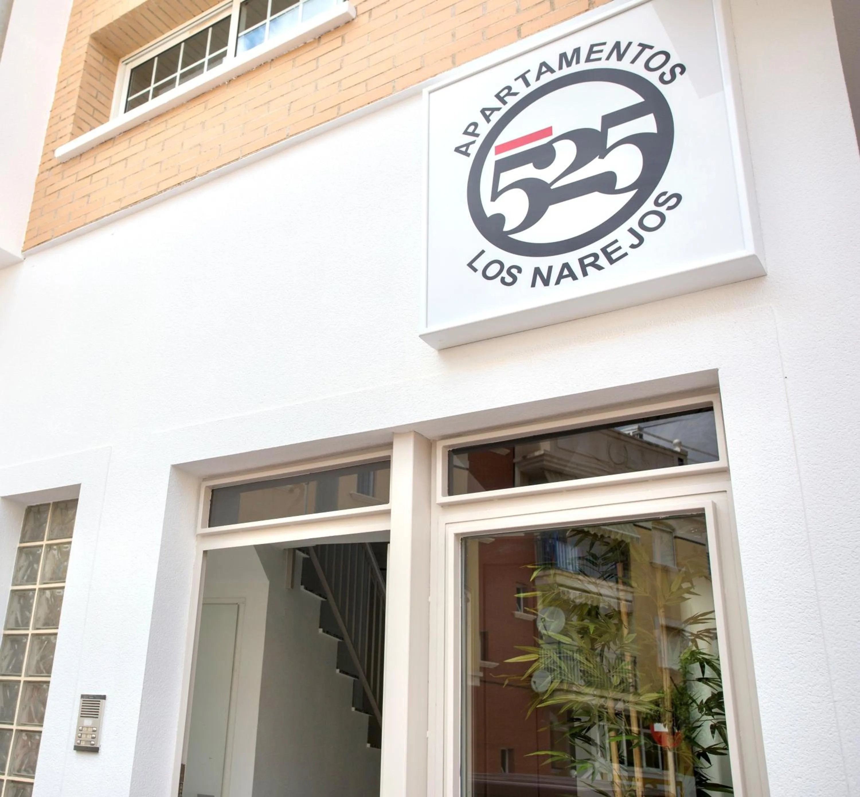 Property building in Apartamentos 525 Los Narejos