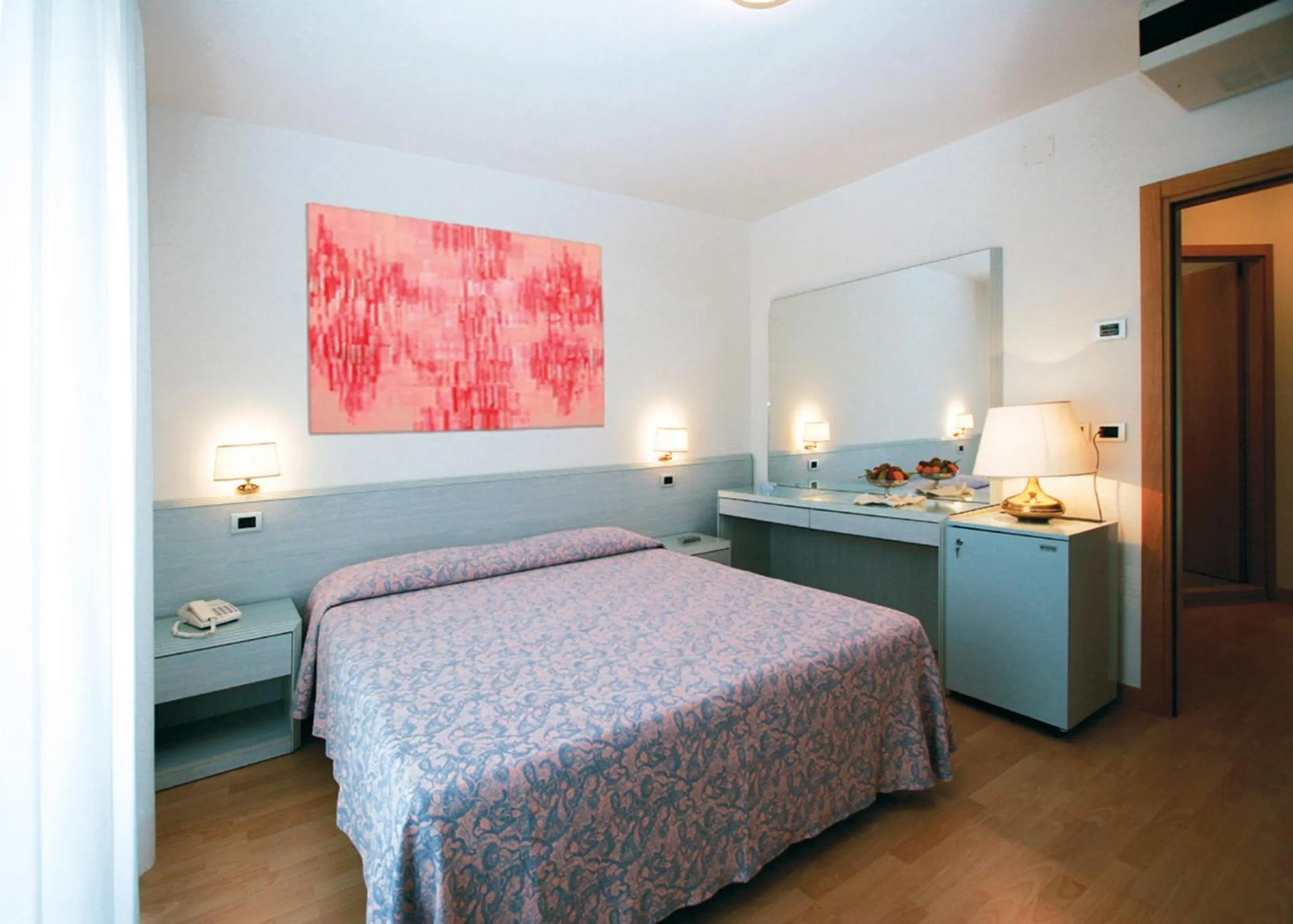 Bedroom, Bed in Hotel Meridianus