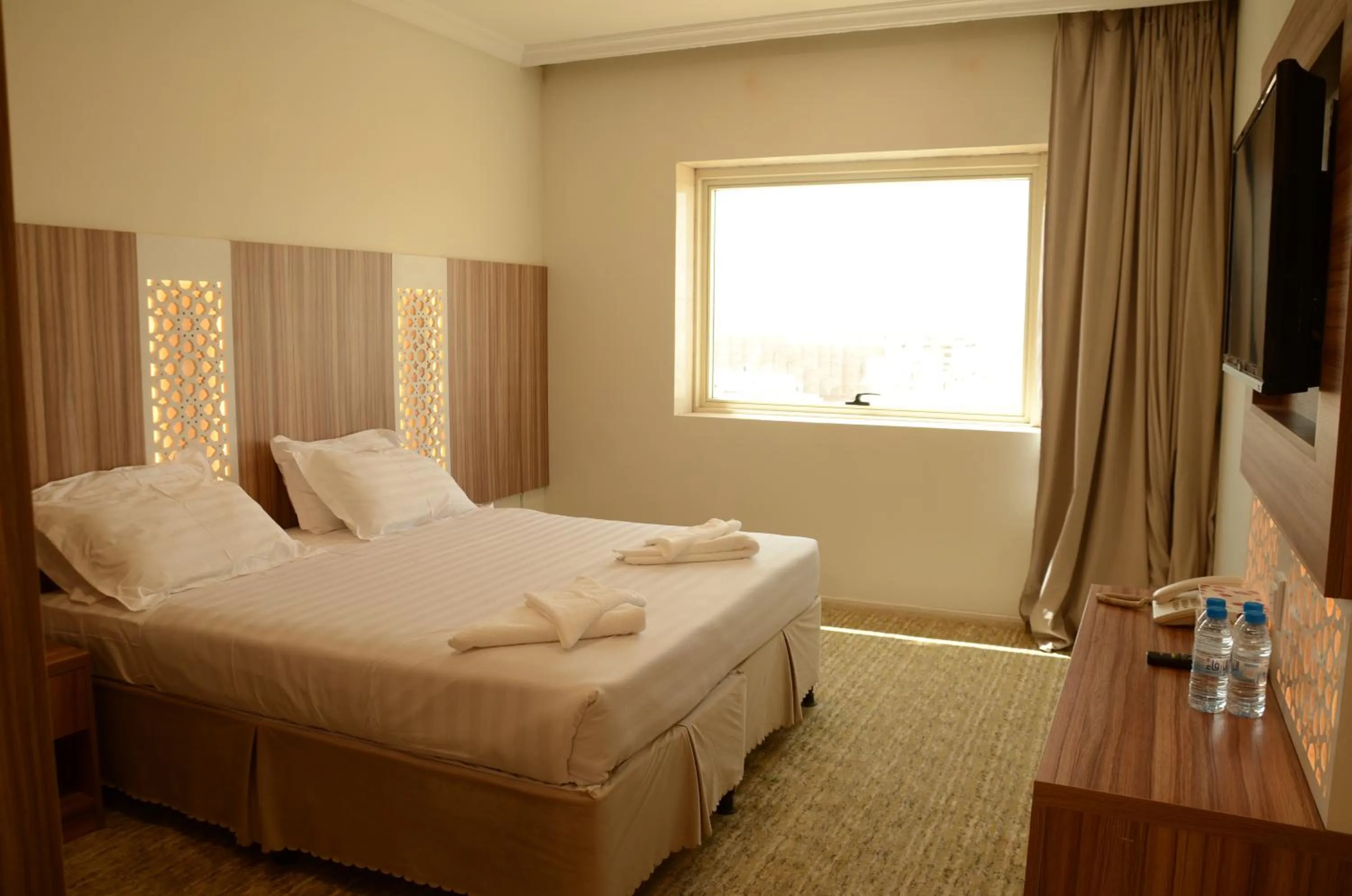 Photo of the whole room, Bed in Artal Taiba Hotel