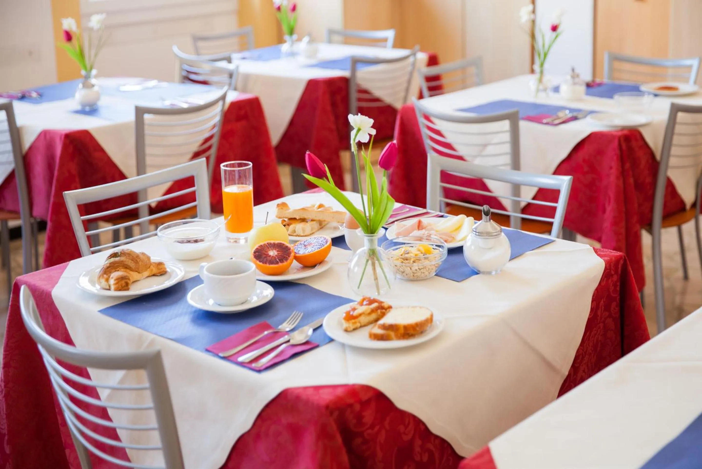 Food and drinks in Albergo La Piazzetta