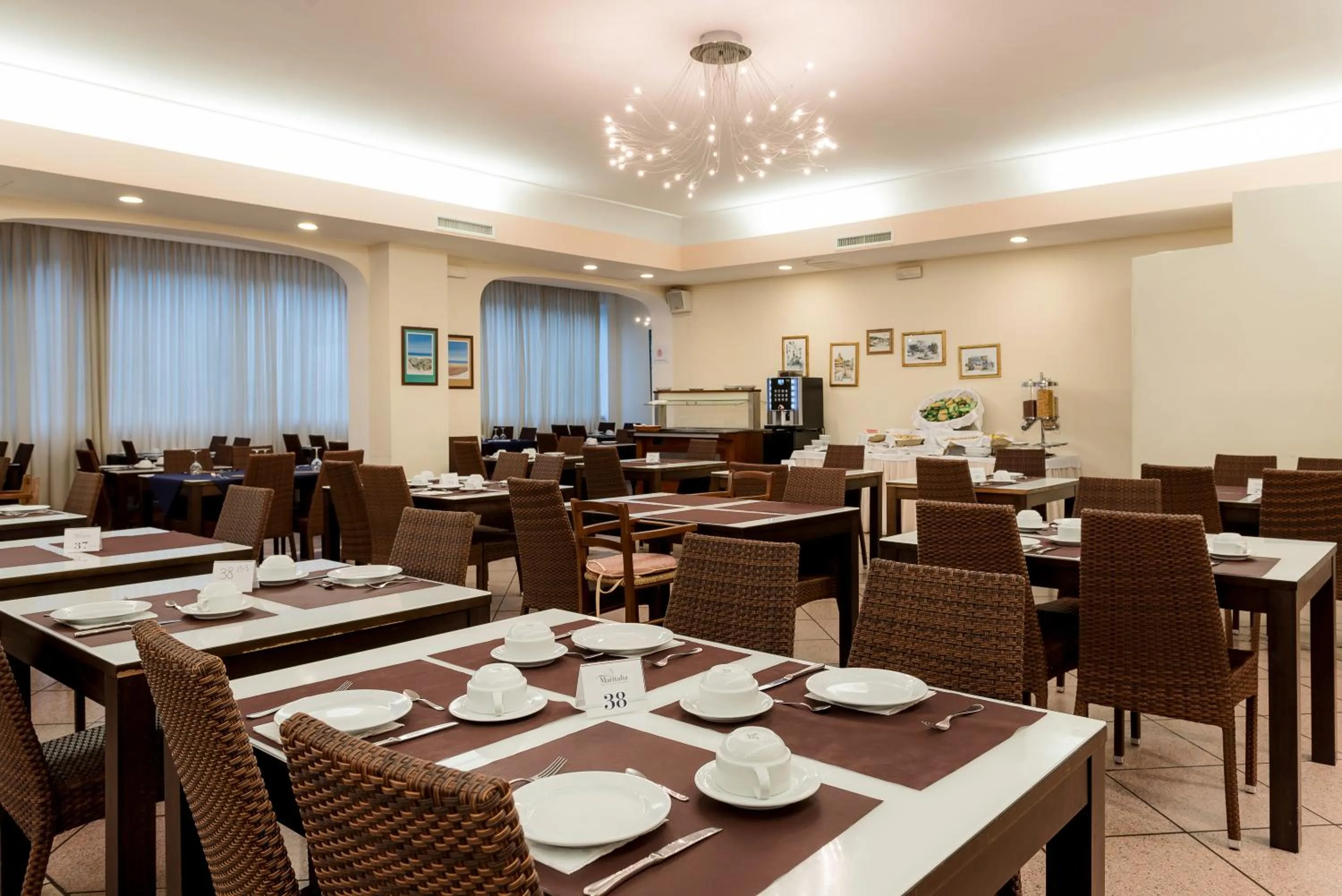 Restaurant/places to eat in Hotel Club Village Maritalia