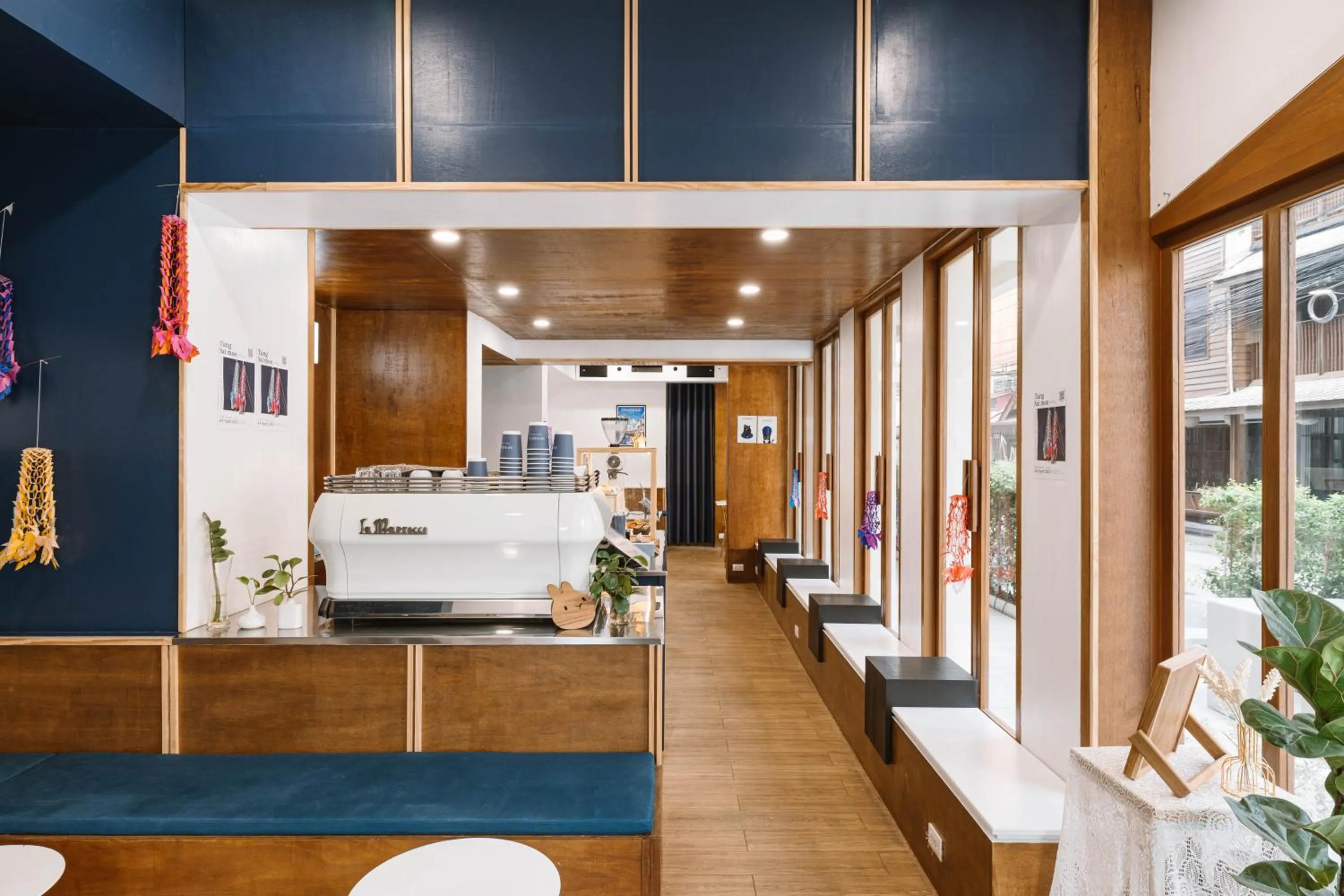 Restaurant/places to eat in Maplewood Hotel Chiangmai