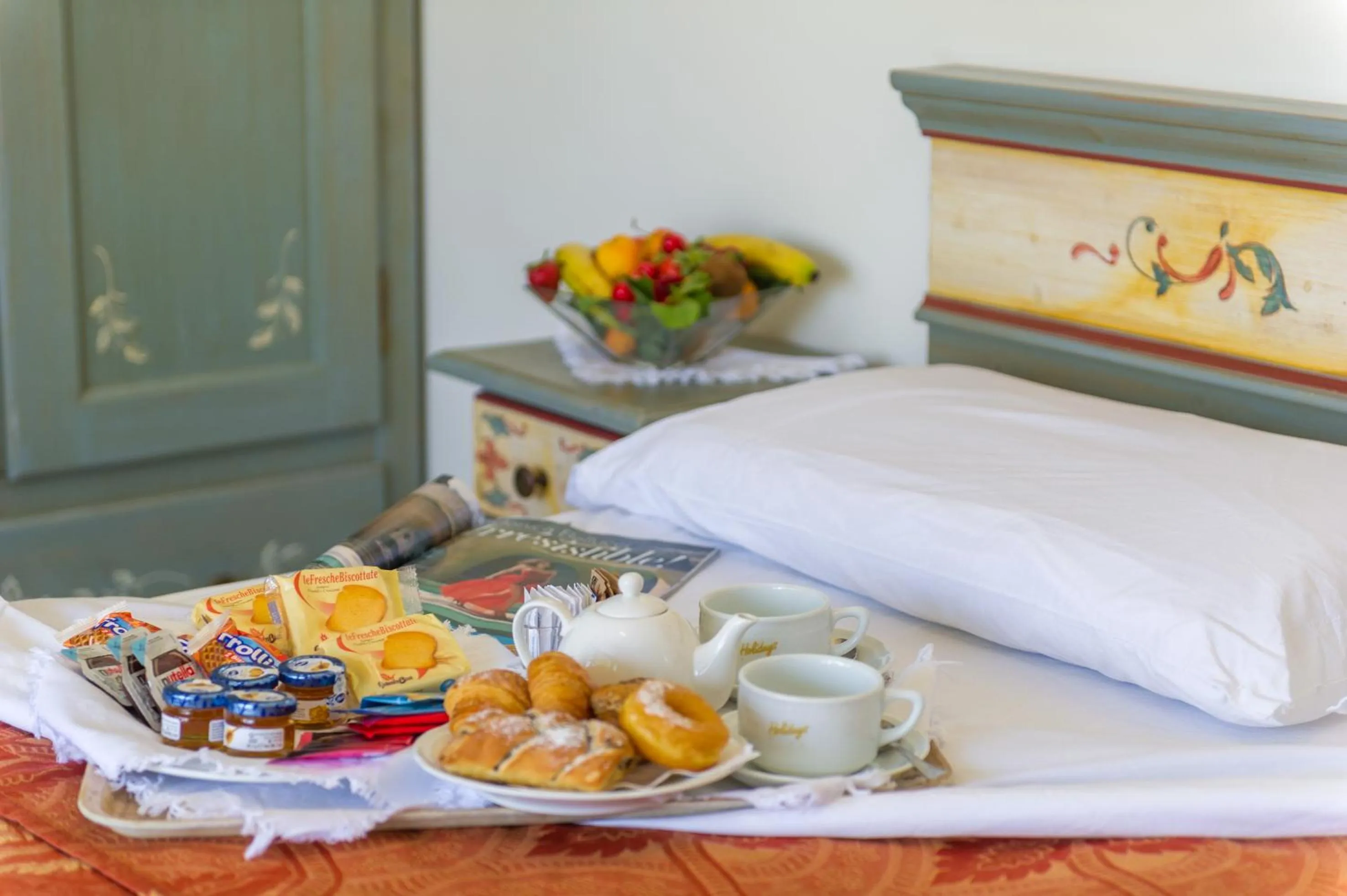 Area and facilities, Bed in Hotel Suisse