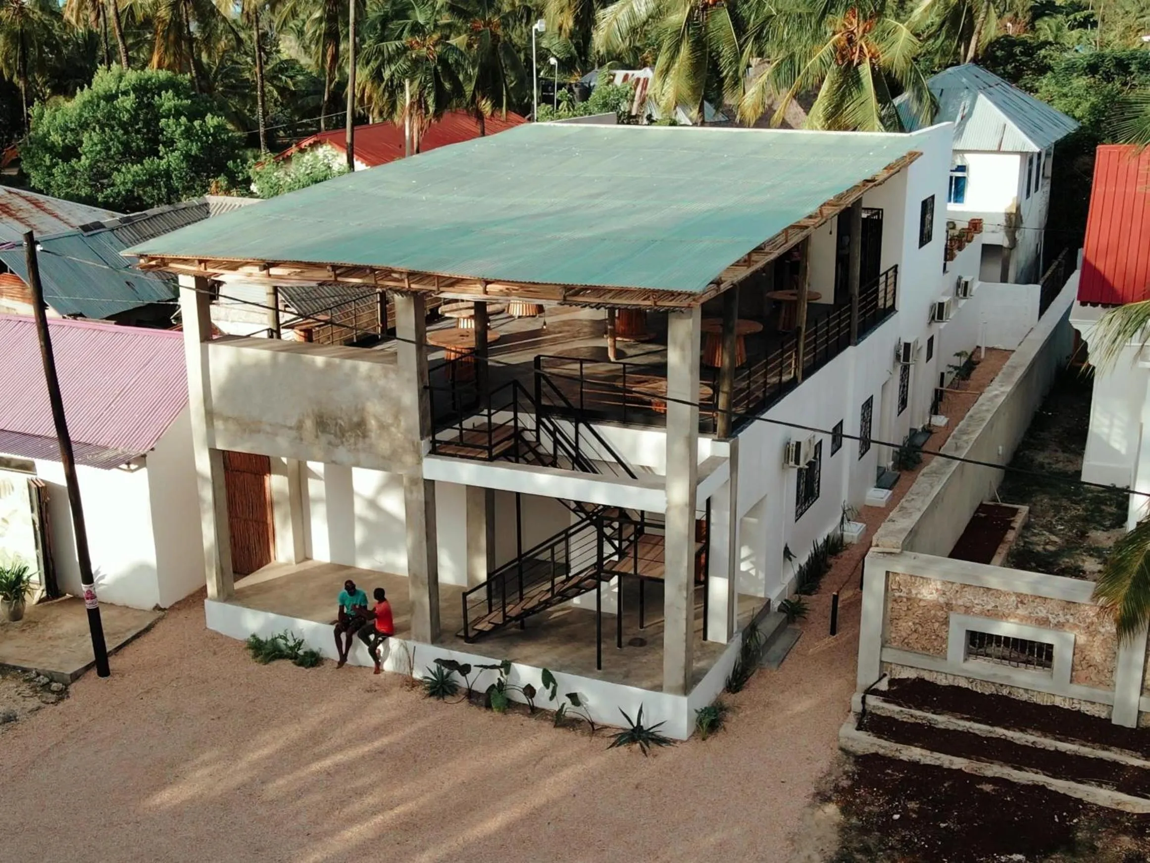 Property building in BaraBara Eat&Sleep