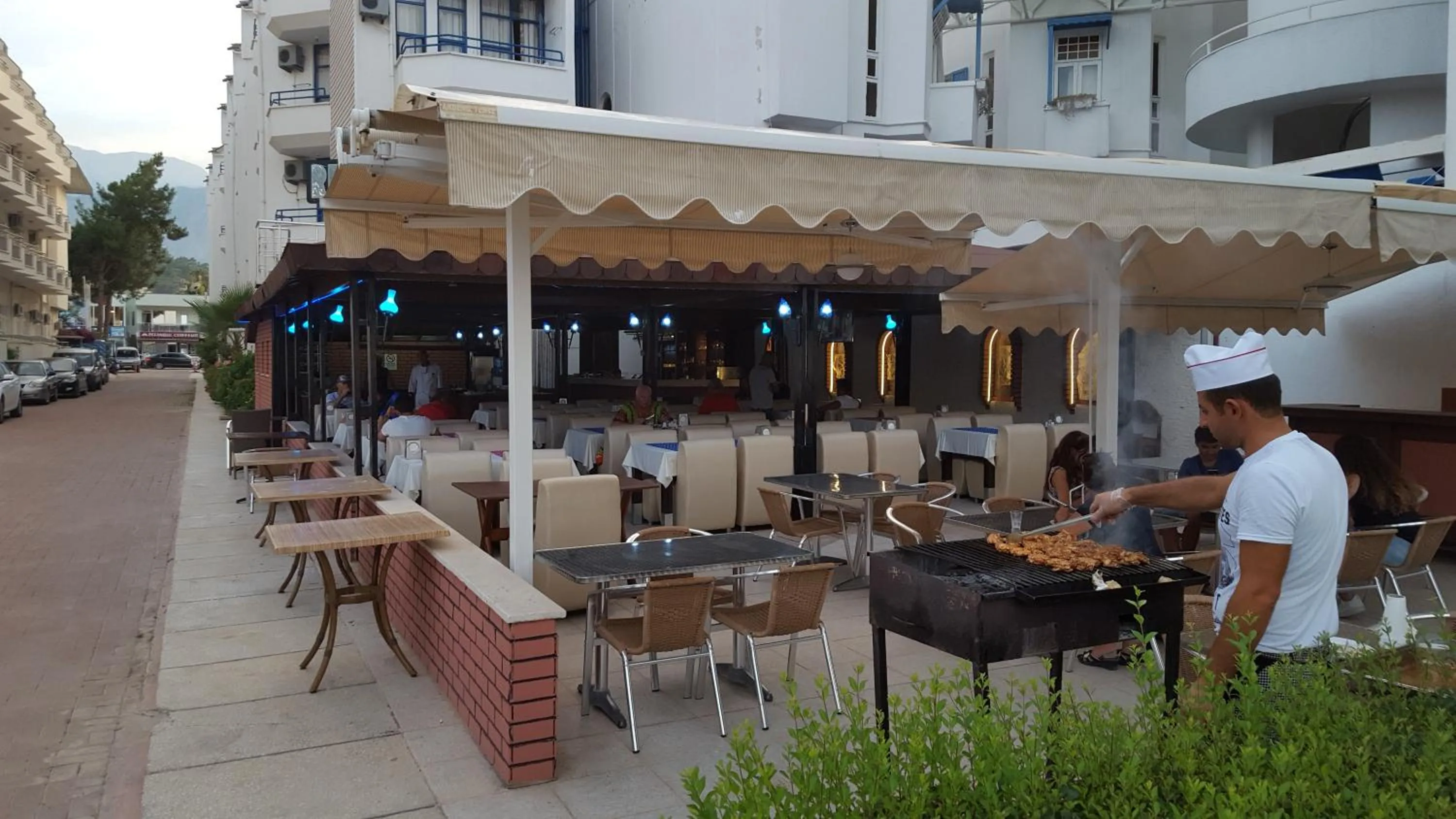BBQ facilities in Miranda Moral Beach