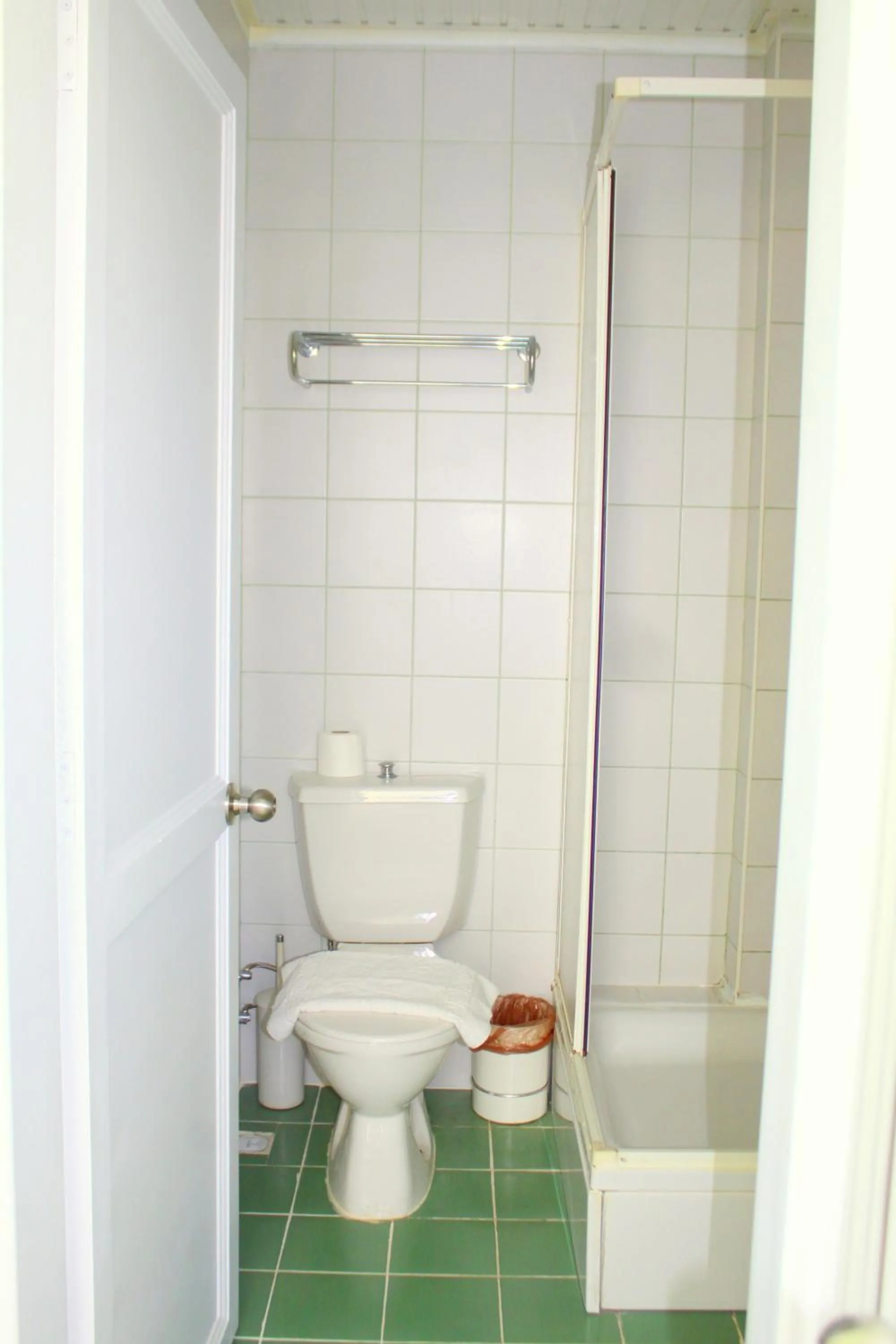 Bathroom in Miranda Moral Beach