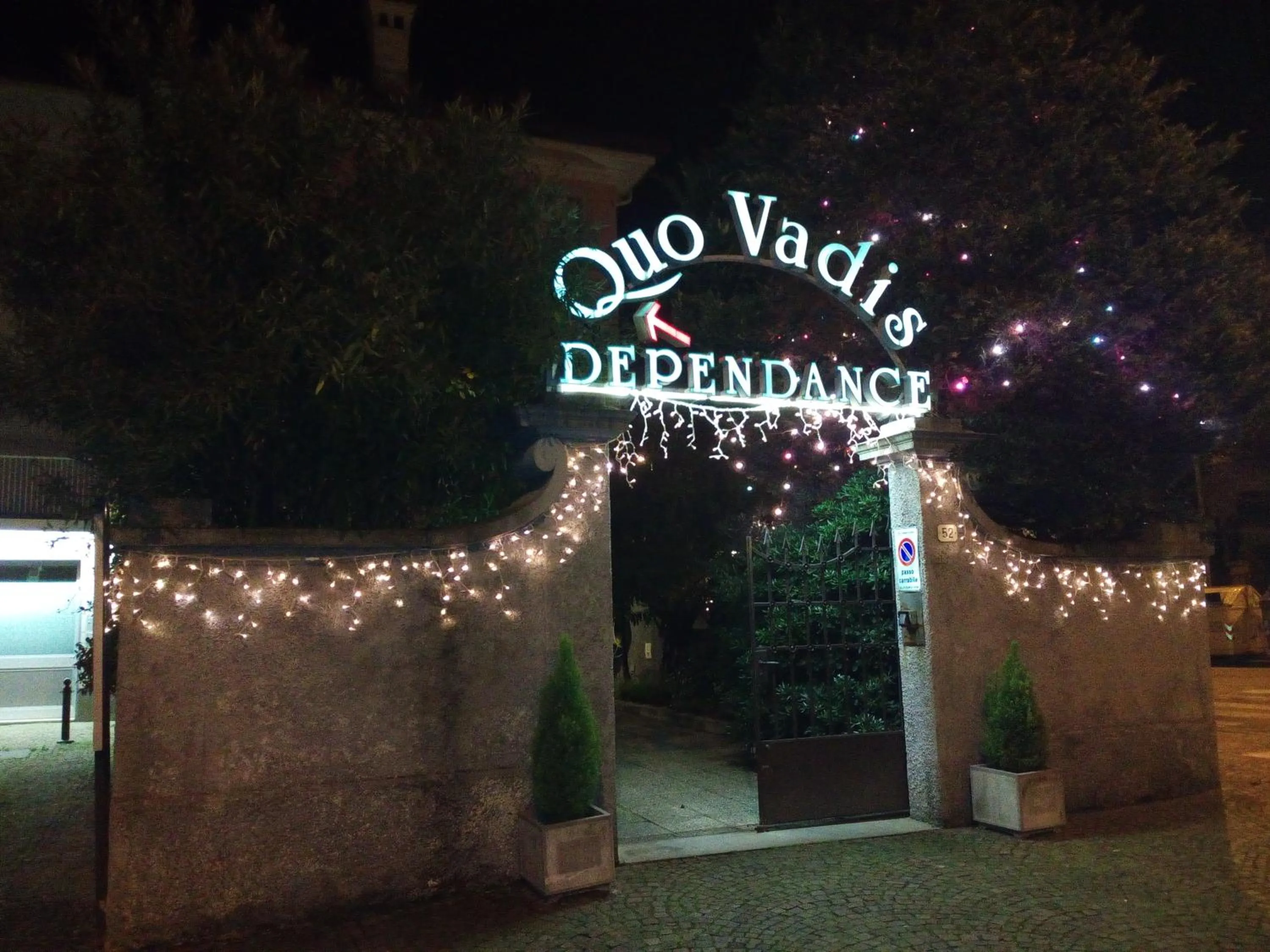 Facade/entrance in Hotel Quo Vadis