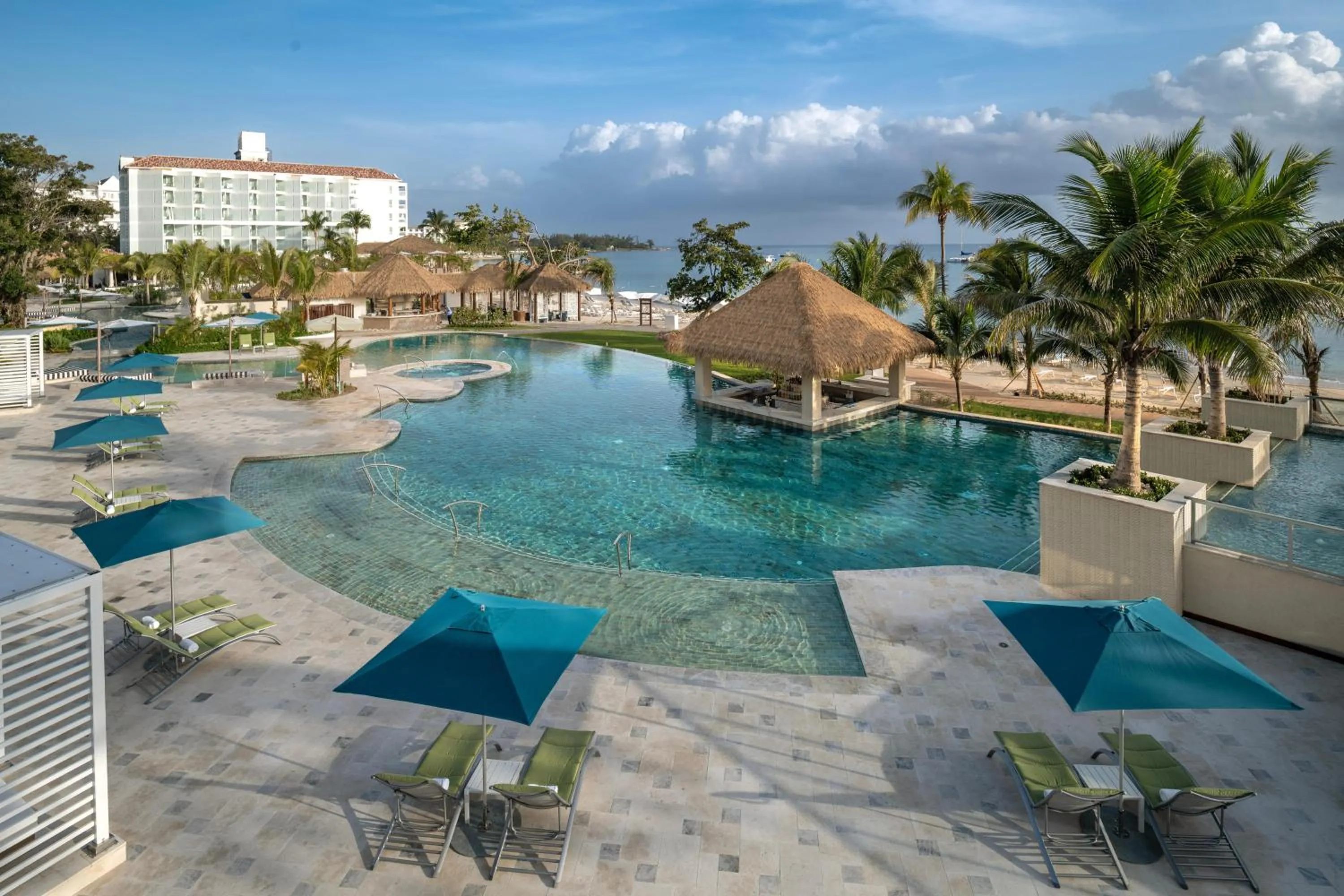 Swimming pool in Sandals Dunns River All Inclusive Couples Only