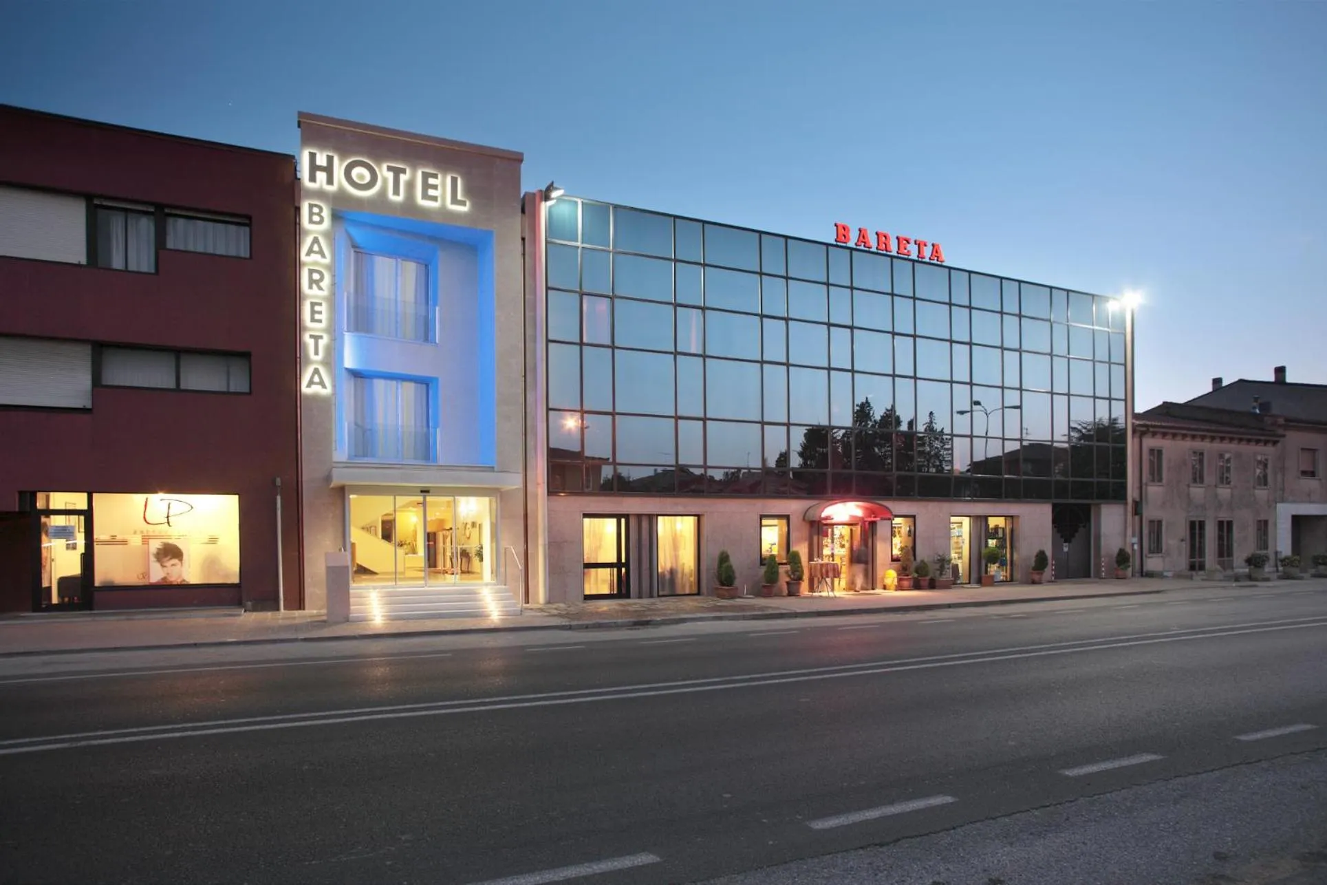 Property building in Hotel Bareta