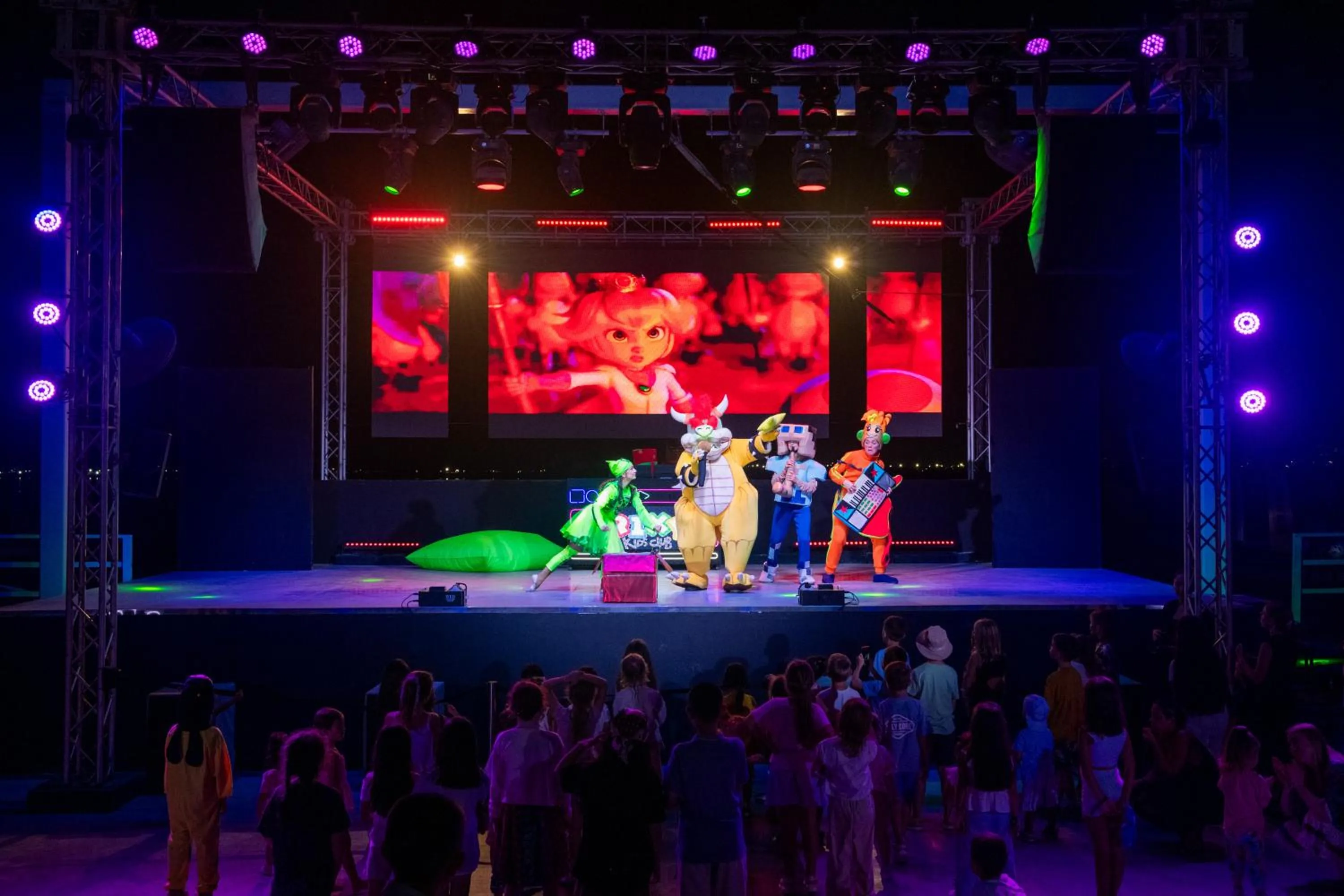 Evening entertainment in Rixos Bab Al Bahr - Ultra All Inclusive