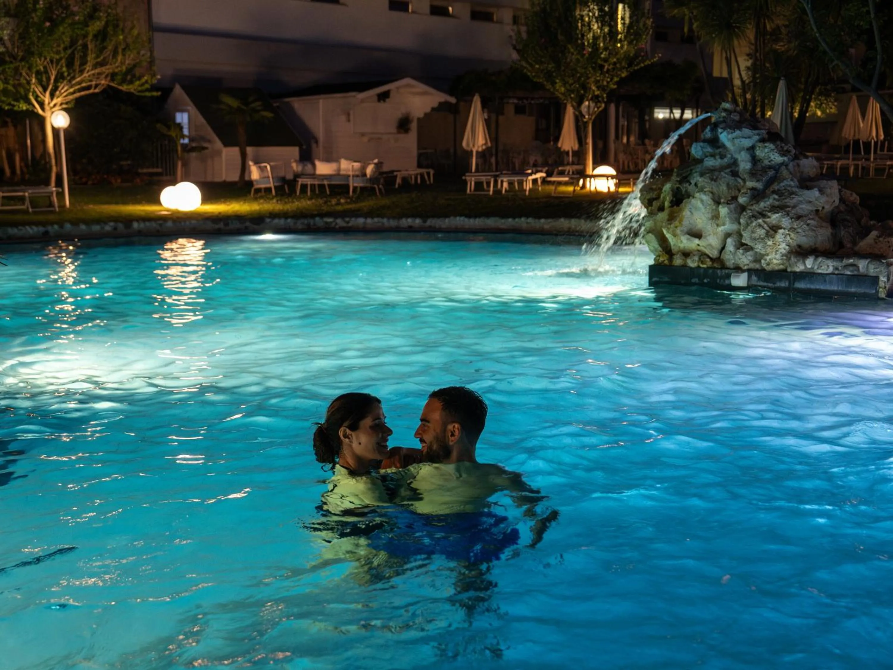 Swimming pool in Plaza Hotel Abano Terme