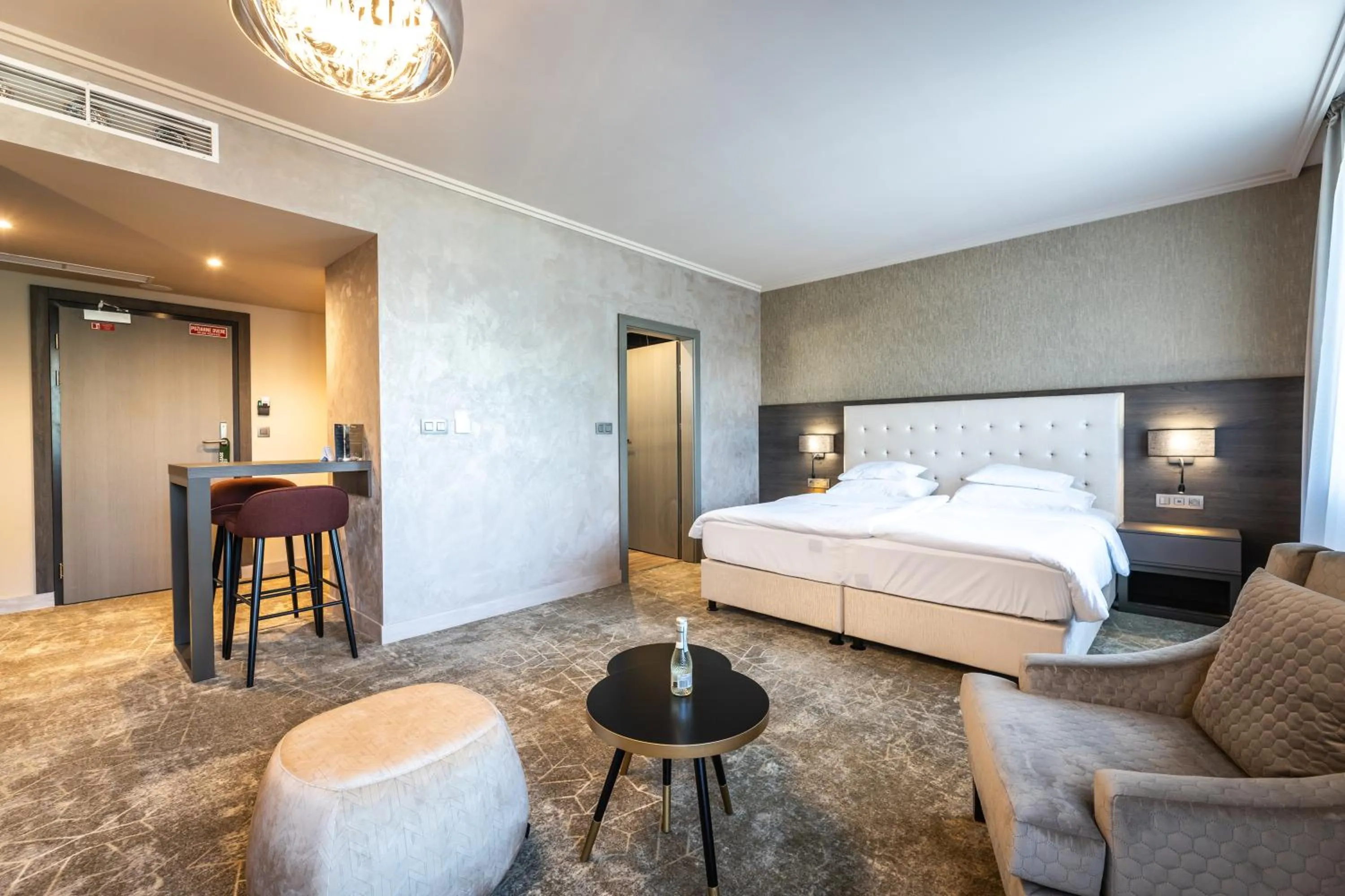 Photo of the whole room, Bed in HOTEL EUROPA