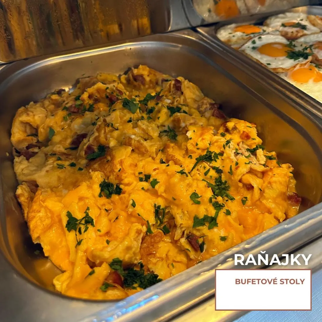 Food and drinks in HOTEL EUROPA