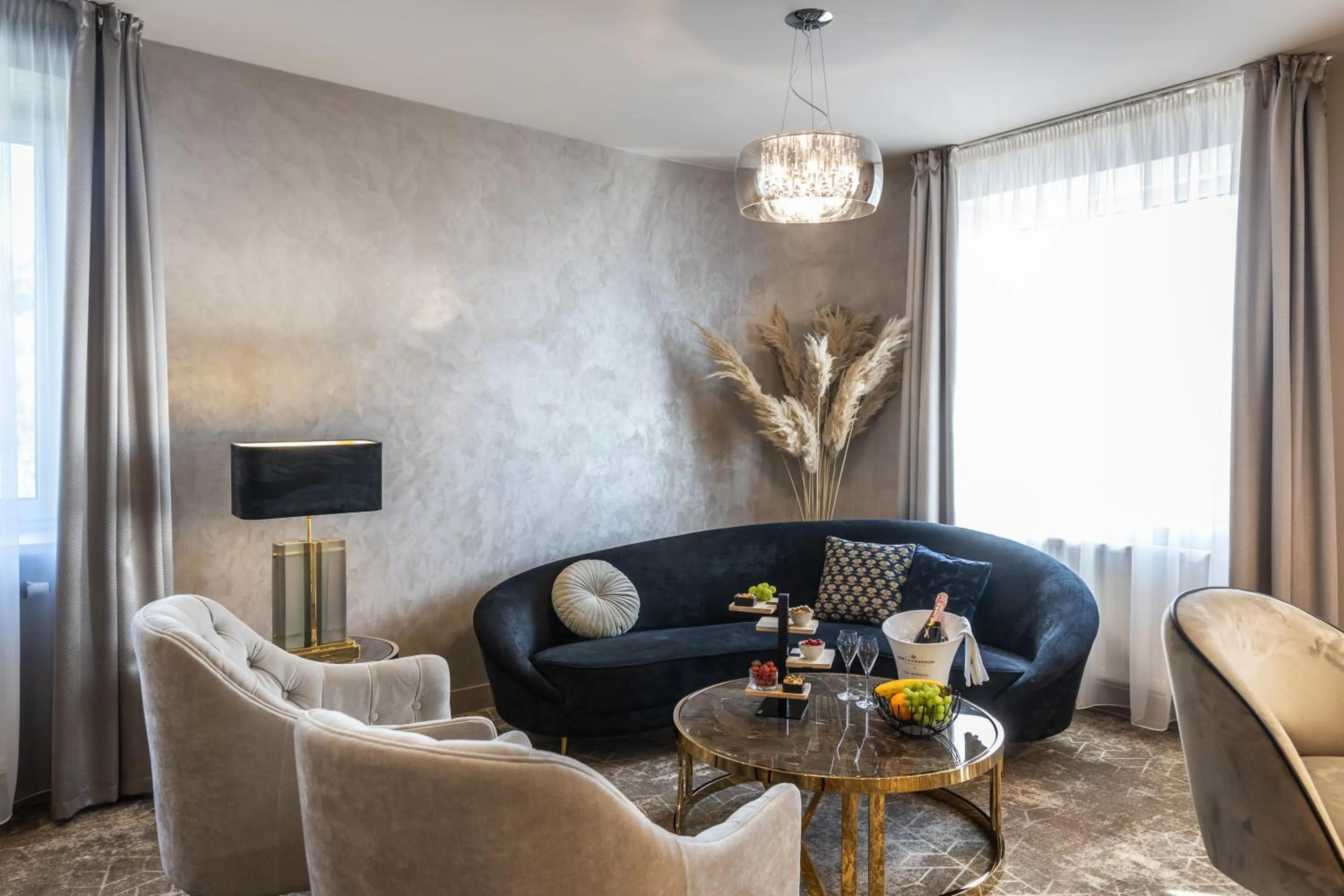 Living room in HOTEL EUROPA