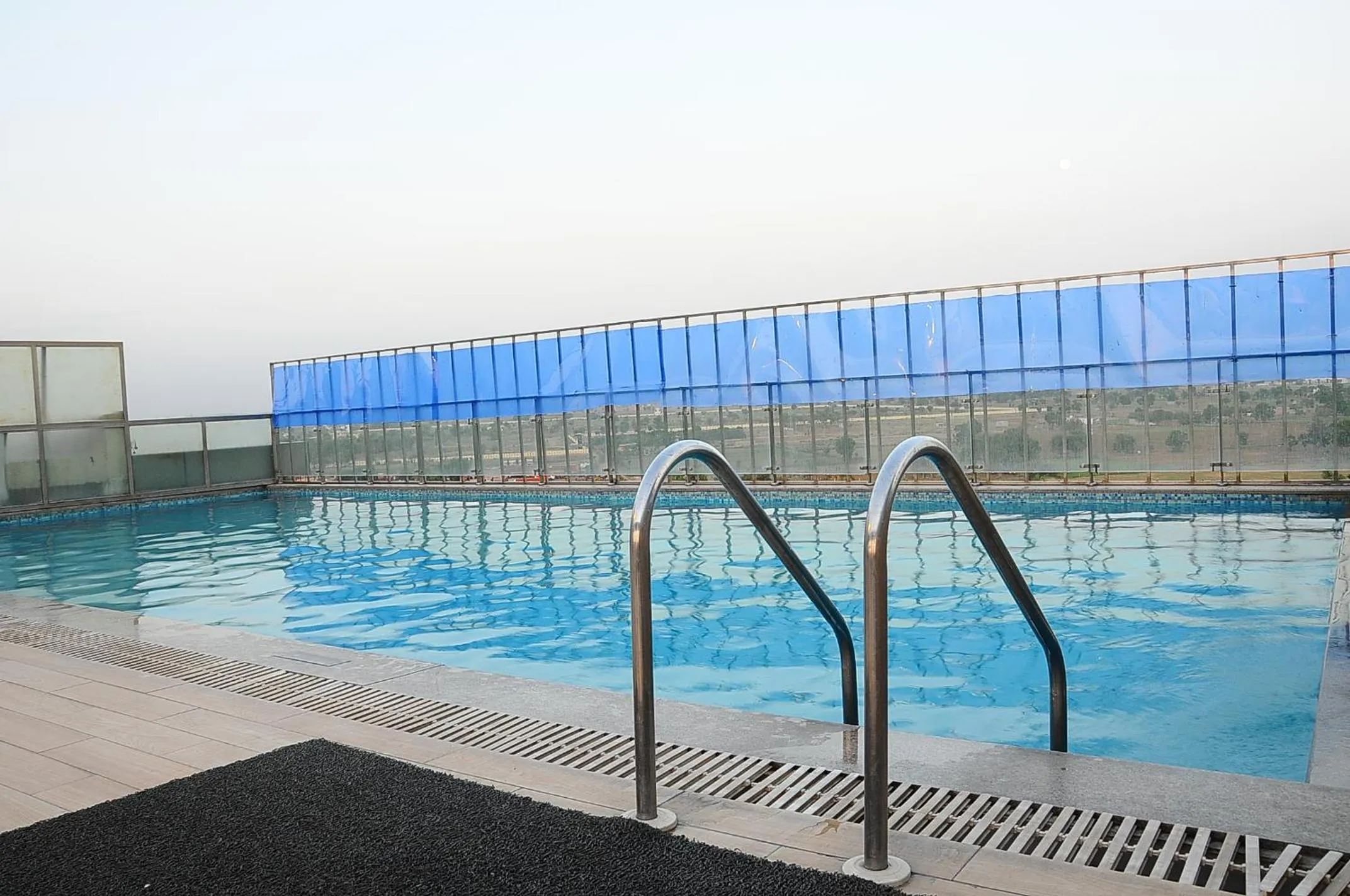Swimming pool in Park Inn By Radisson Gurgaon Bilaspur
