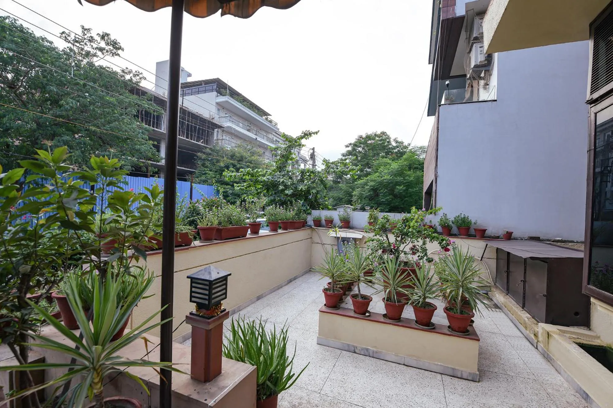 Facade/entrance in FabHotel Siris 18 - Aravali Biodiversity Park