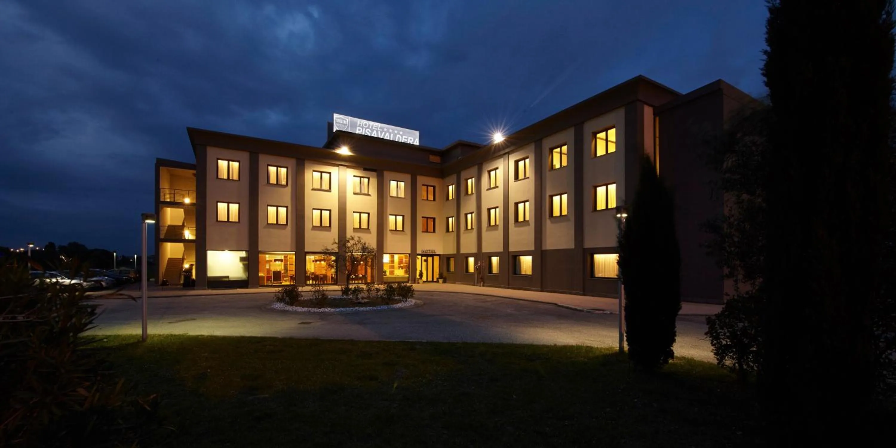 Property building in Hotel Pisa Valdera