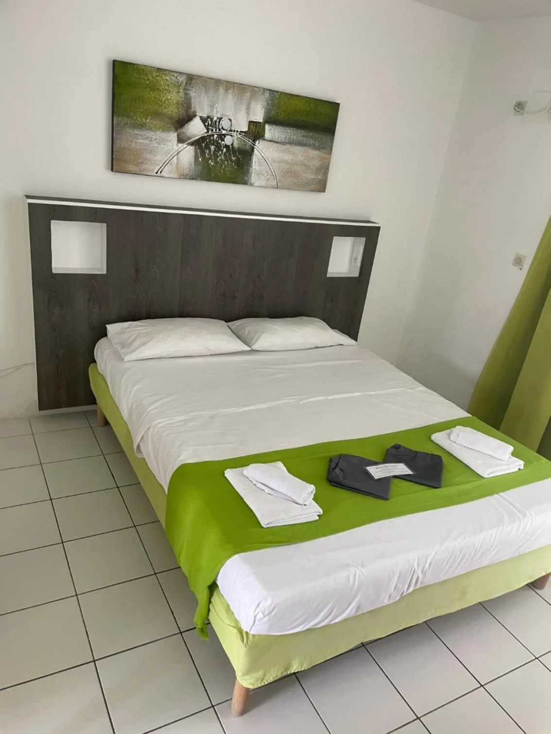 Bed in Les Créolines