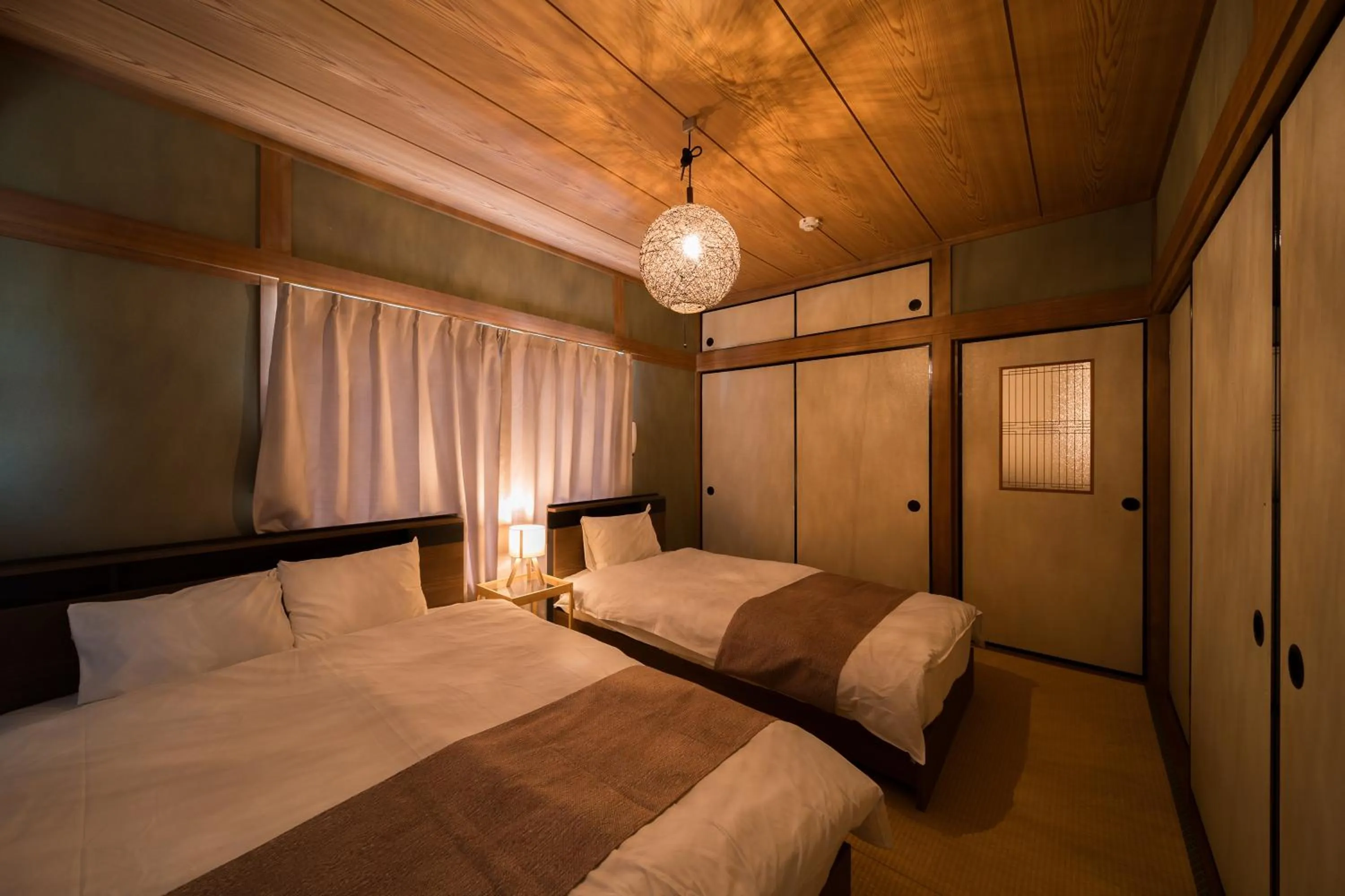 Bed in HAKUDAKU no YUYA