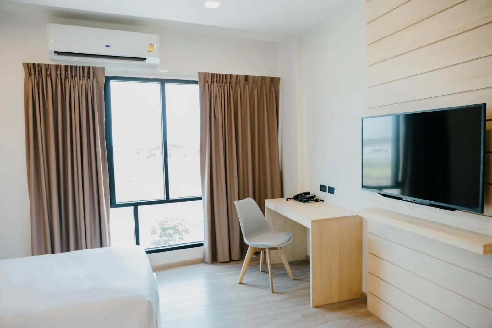 Bed in Mayuu Ayutthaya Hotel