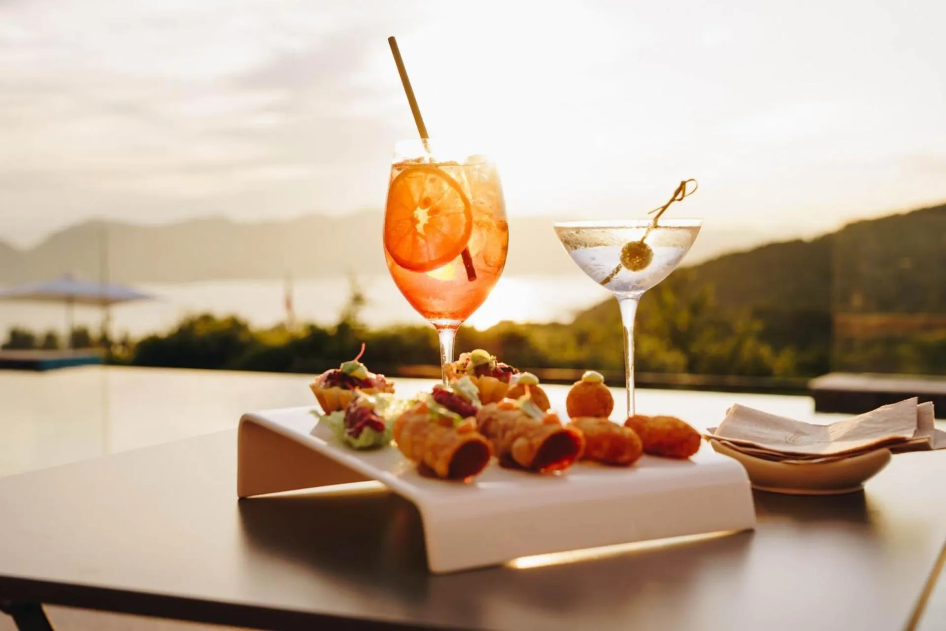 Lounge or bar in Golfo dei Poeti Relais & Spa