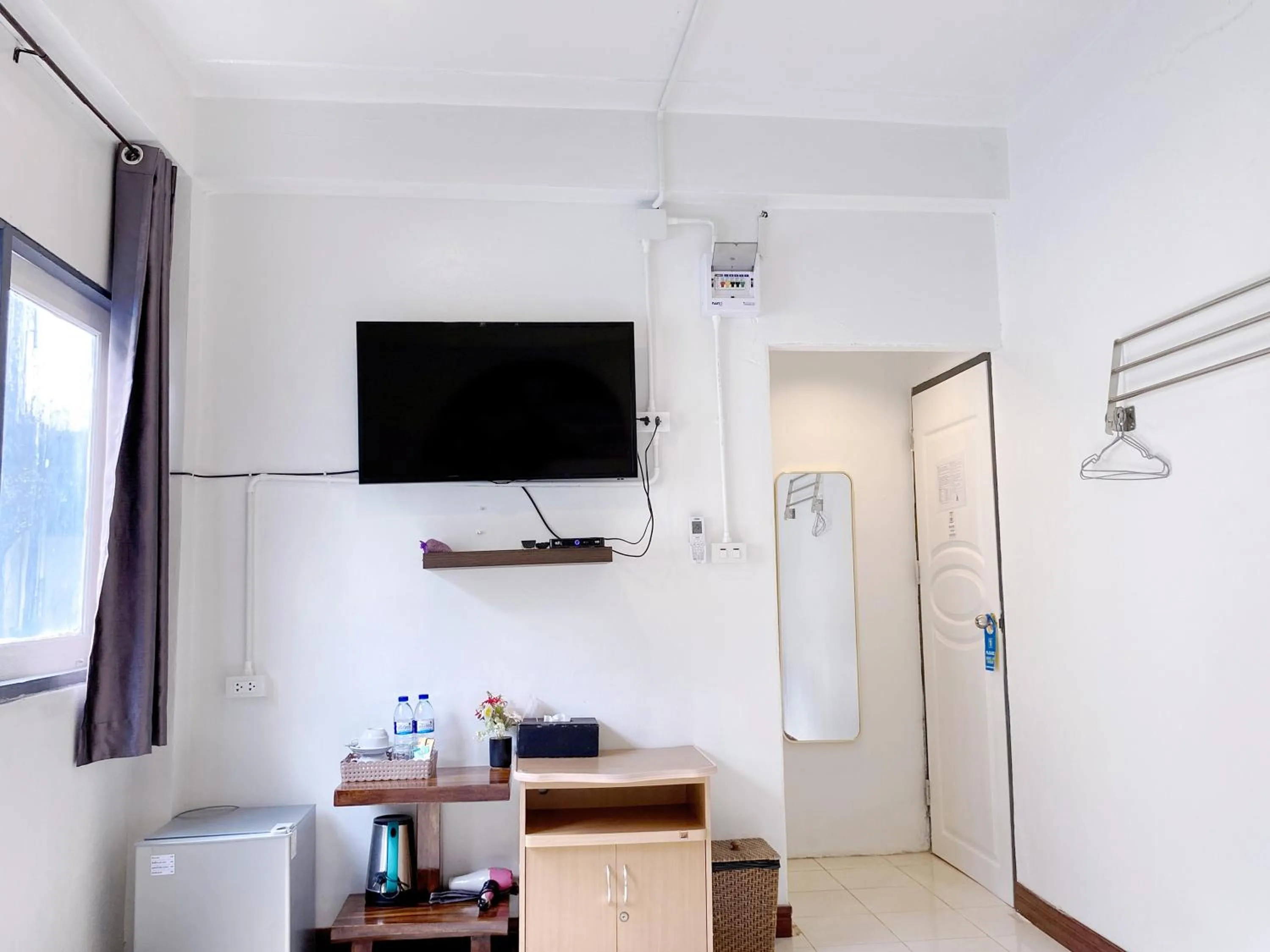 TV and multimedia in Remember at Phuket Town Hostel