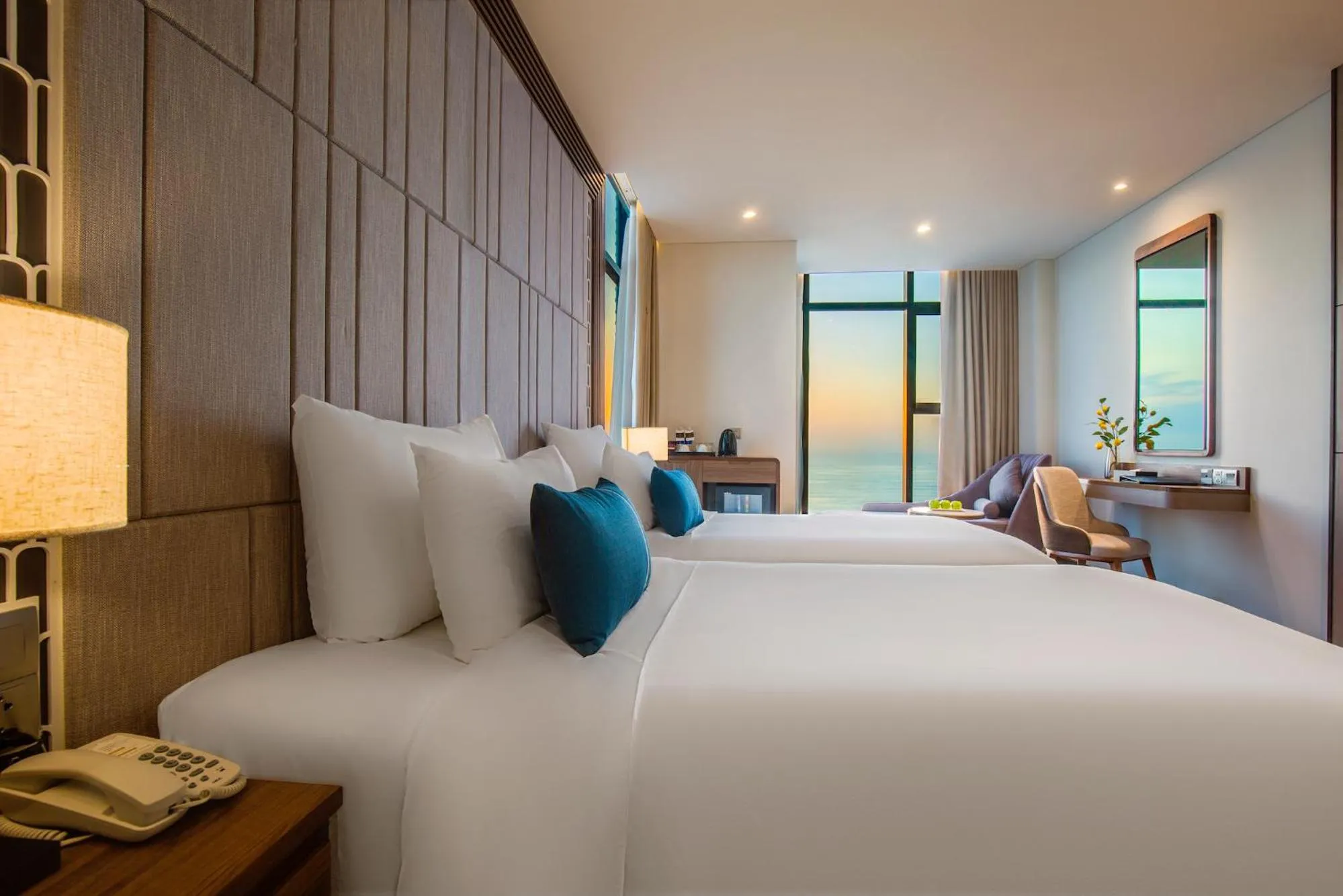 Bed in Peninsula Hotel Danang
